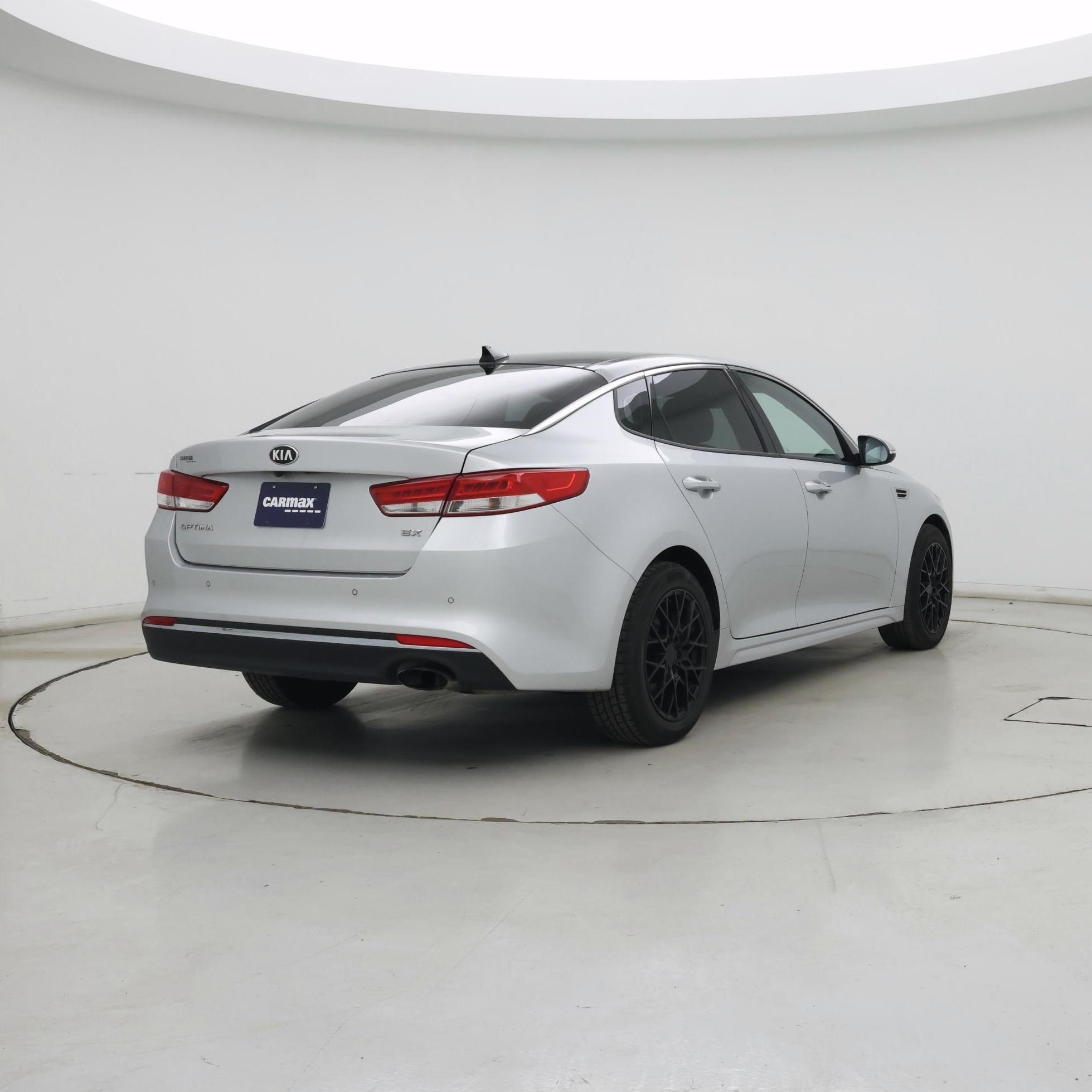 Thumbnail: 2018 Kia Optima - 8