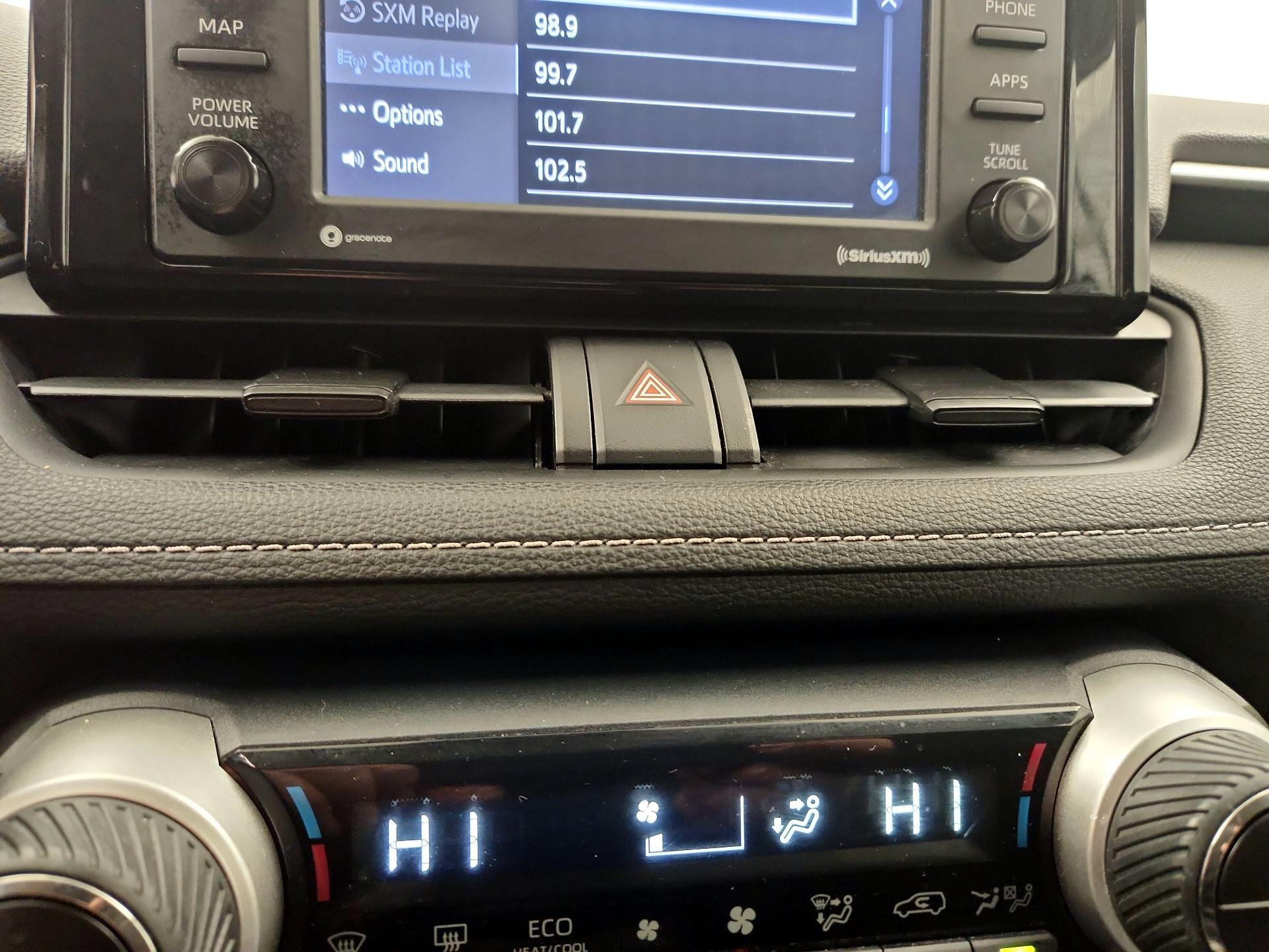 Thumbnail: 2021 Toyota RAV4 - 16