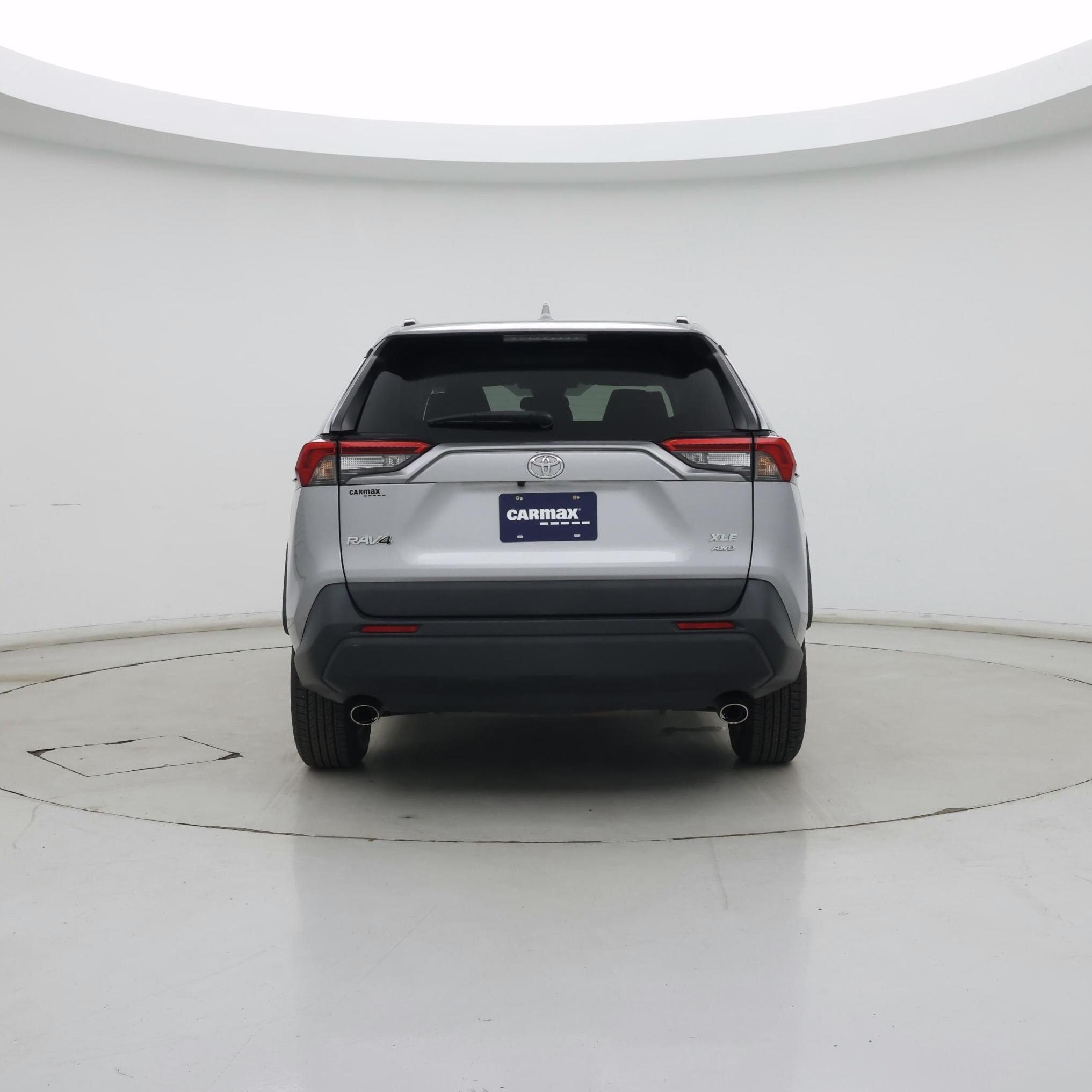 Thumbnail: 2021 Toyota RAV4 - 8