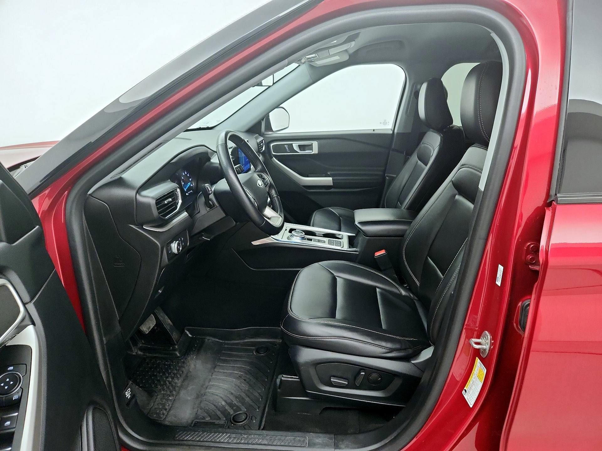 Thumbnail: 2021 Ford Explorer - 11