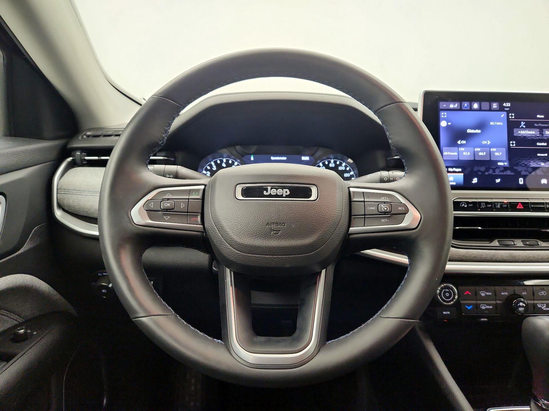 Thumbnail: 2022 Jeep Compass - 10