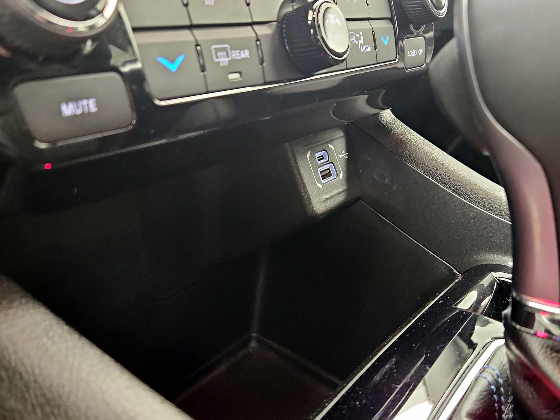 Thumbnail: 2022 Jeep Compass - 18