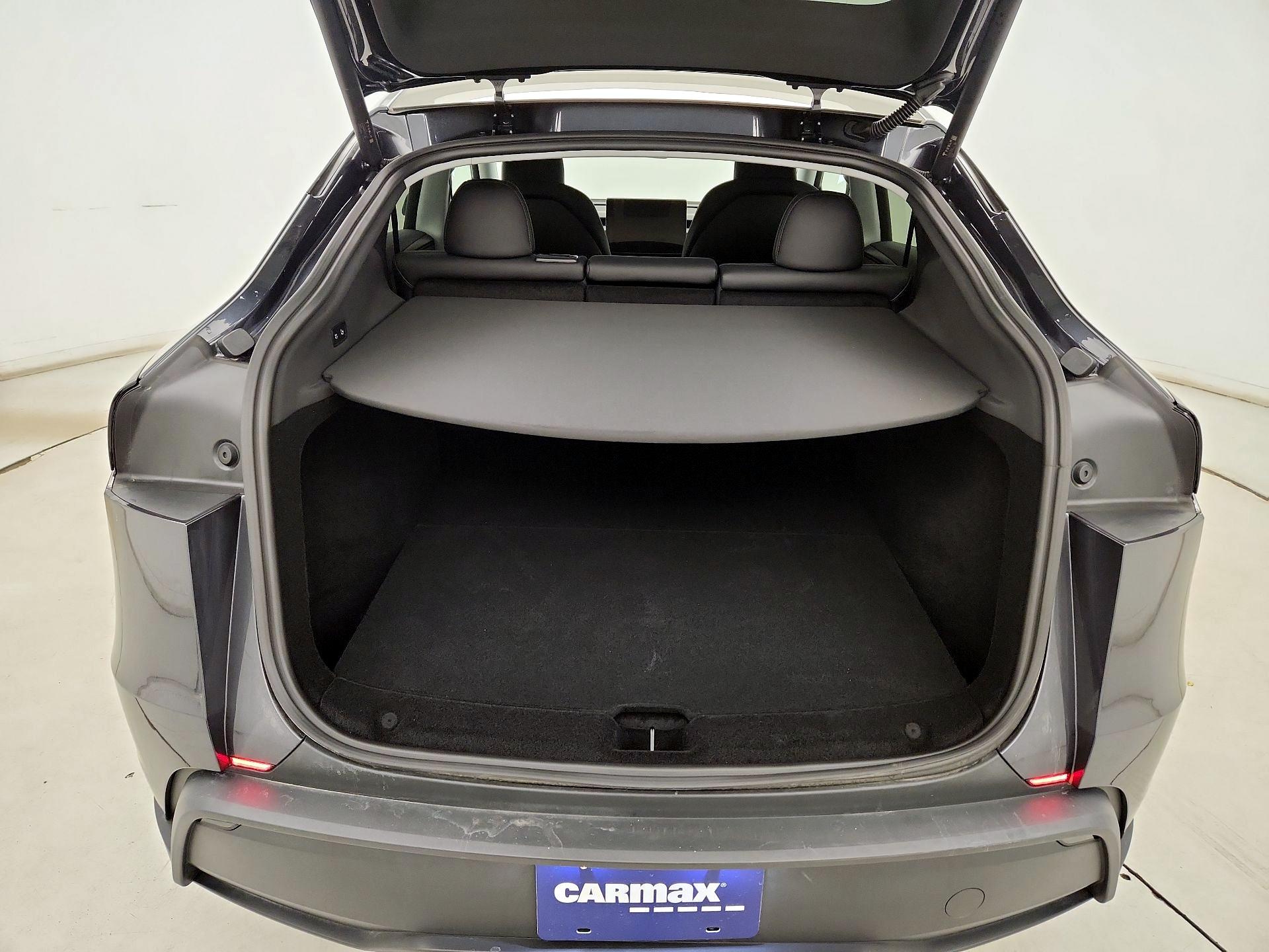 Thumbnail: 2026 Tesla Model Y - 20