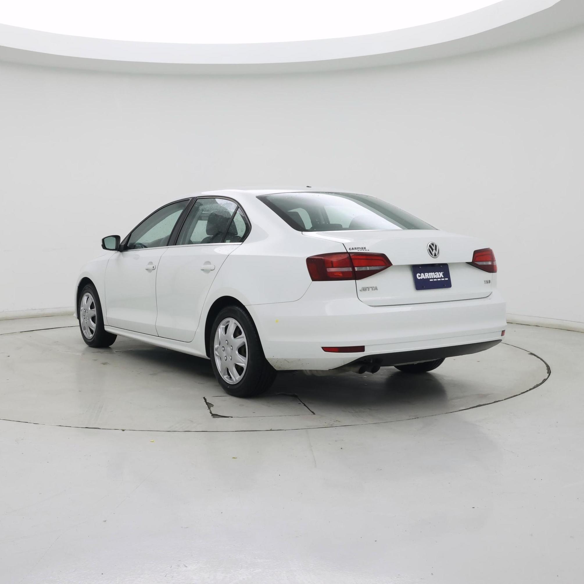 Thumbnail: 2017 Volkswagen Jetta - 2