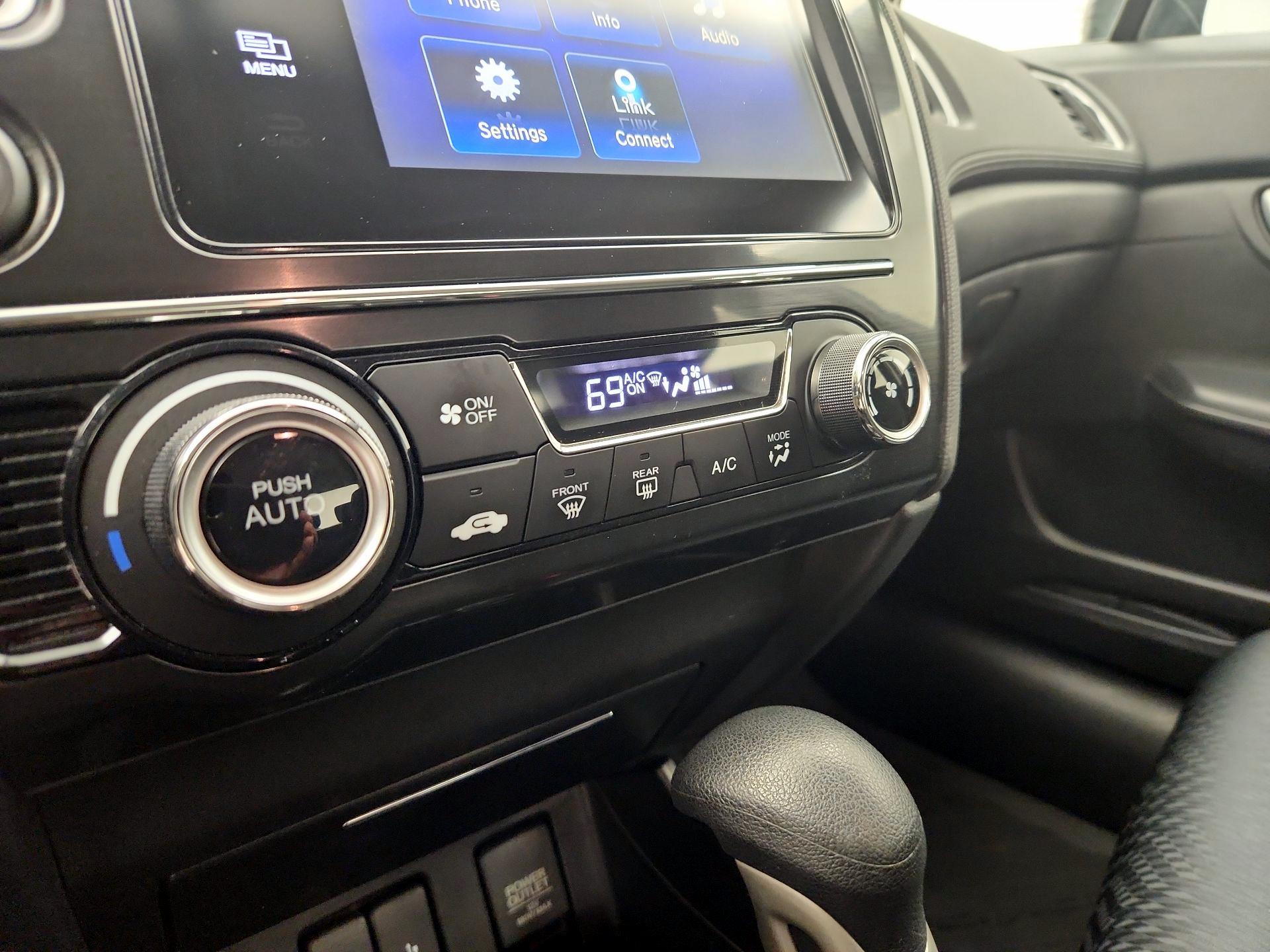 Thumbnail: 2015 Honda Civic - 16