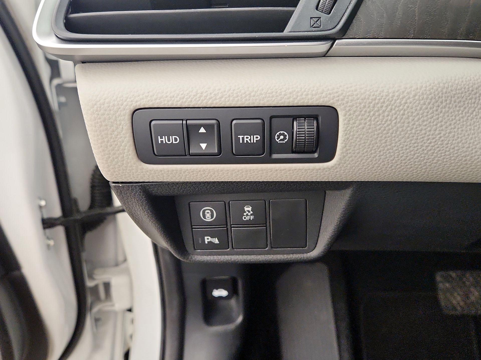 Thumbnail: 2019 Honda Accord - 13