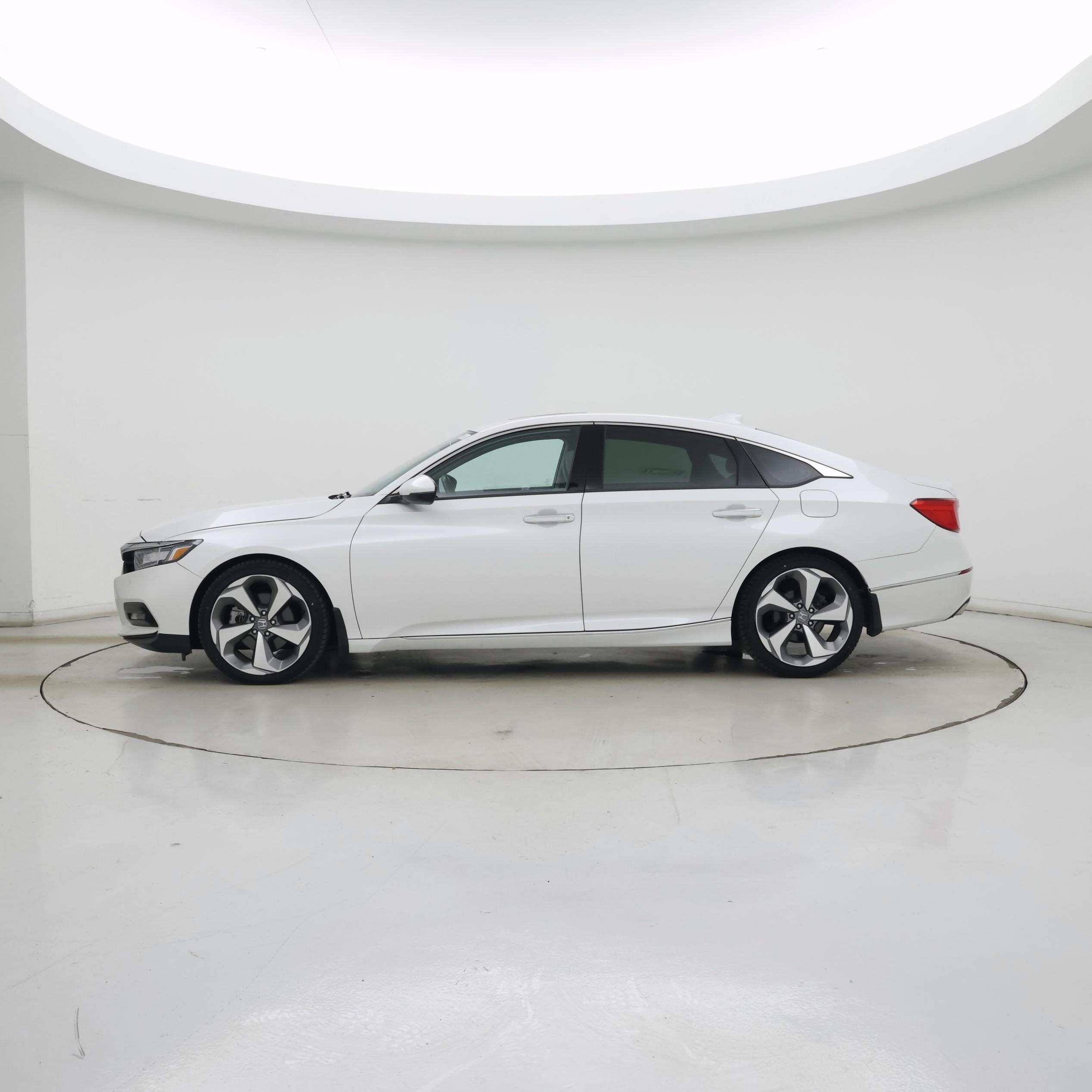 Thumbnail: 2019 Honda Accord - 3