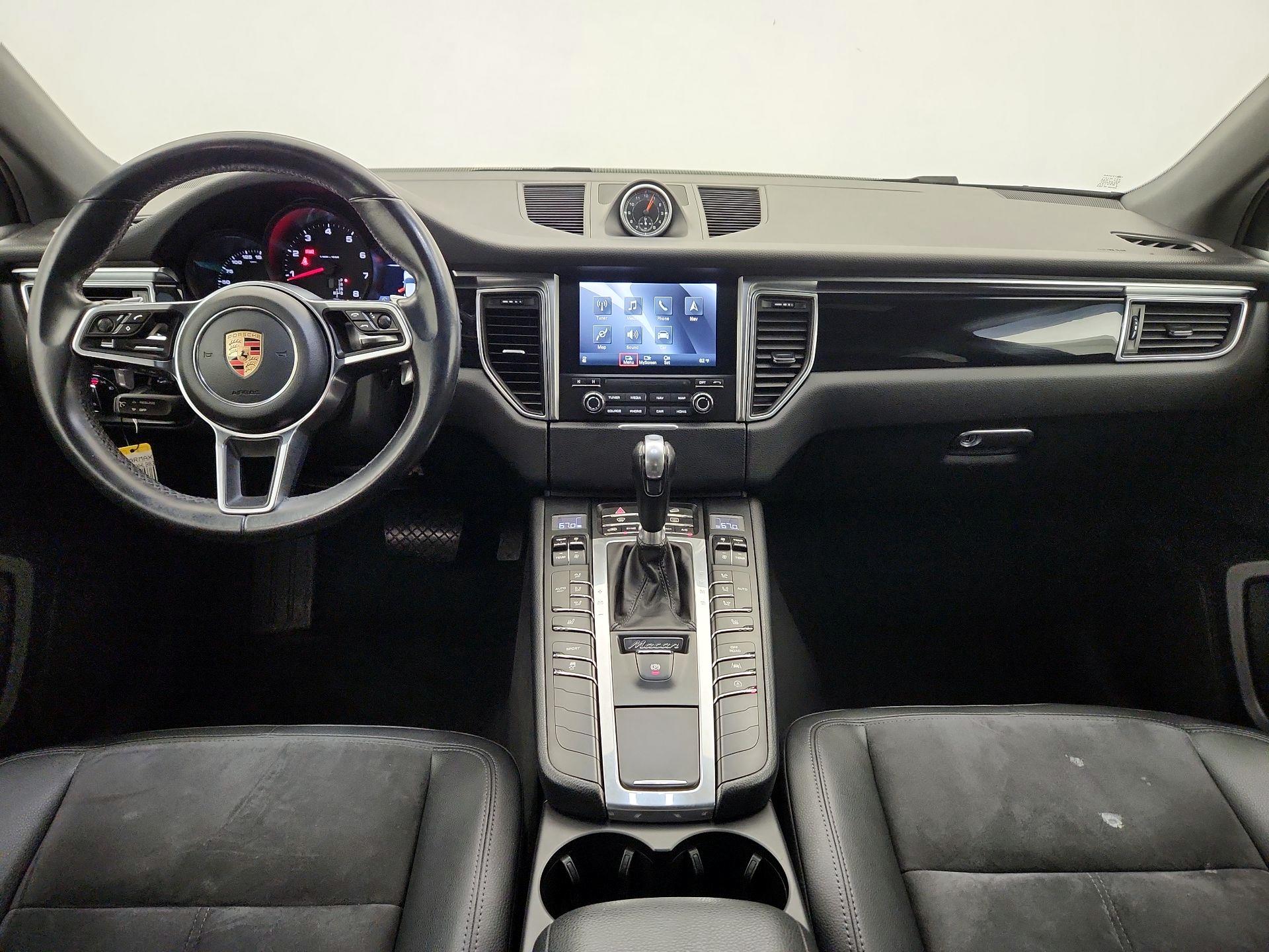 Thumbnail: 2017 Porsche Macan - 9