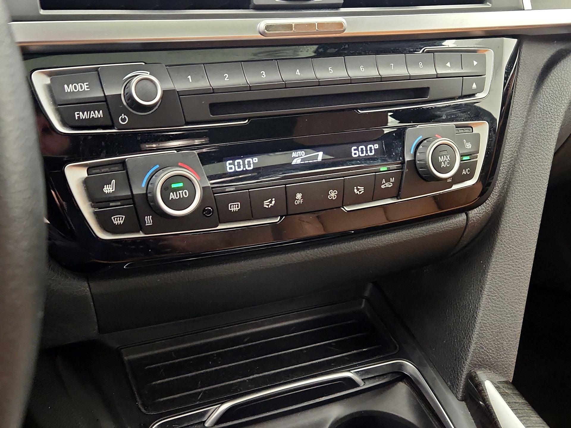 Thumbnail: 2018 BMW 3 Series - 17