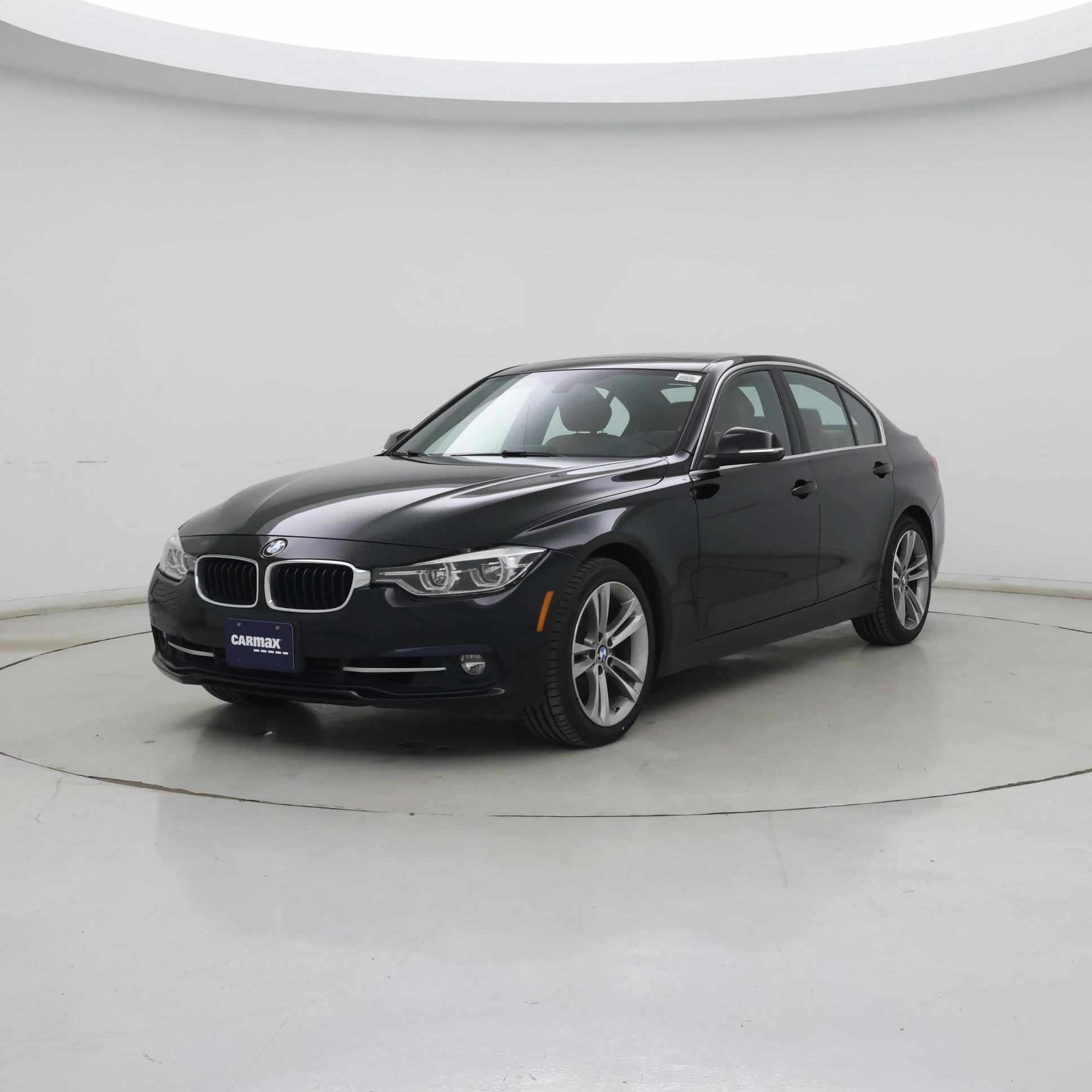 Thumbnail: 2018 BMW 3 Series - 4