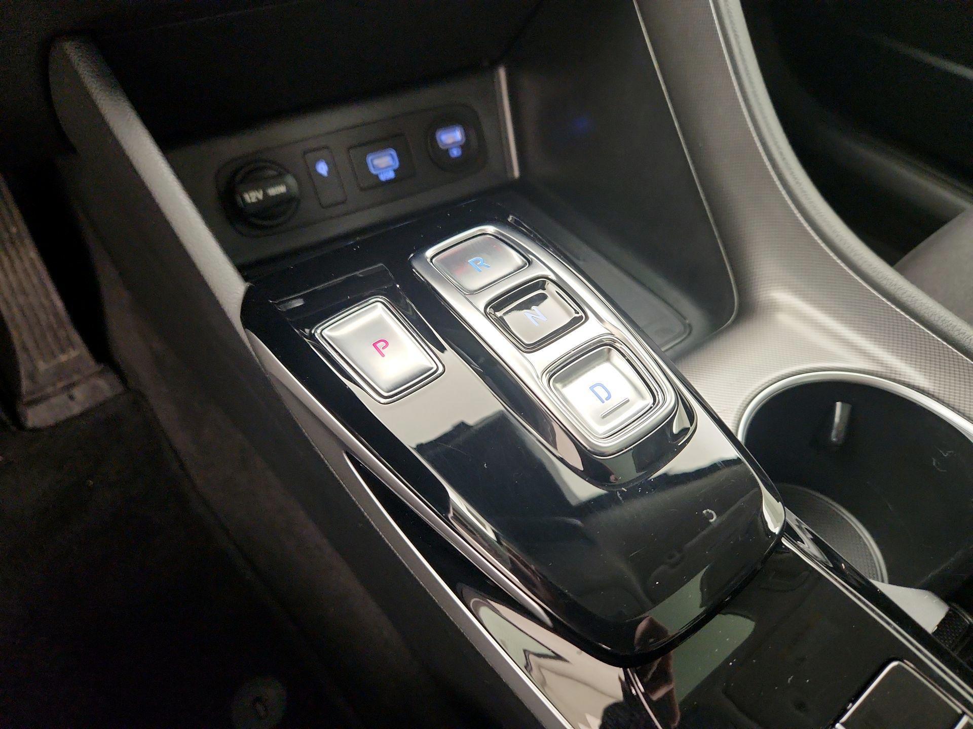 Thumbnail: 2023 Hyundai Sonata - 18