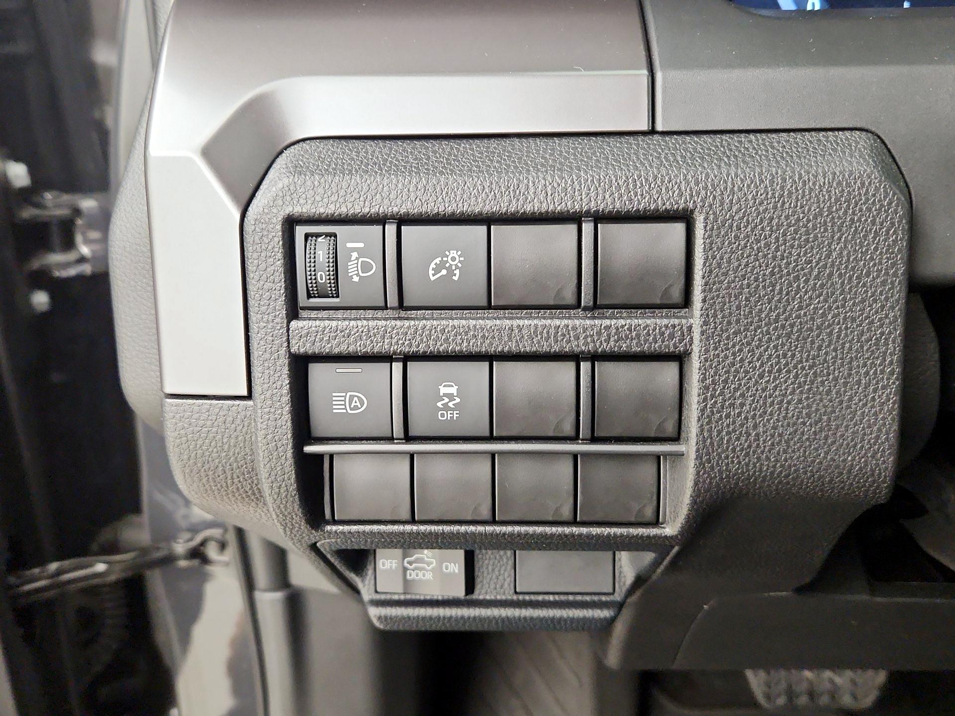 Thumbnail: 2025 Toyota Tacoma - 13