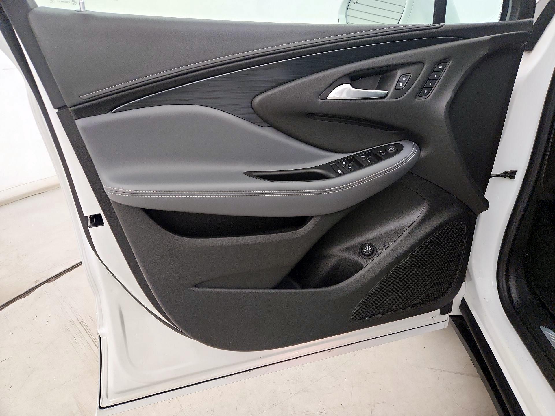 Thumbnail: 2020 Buick Envision - 12