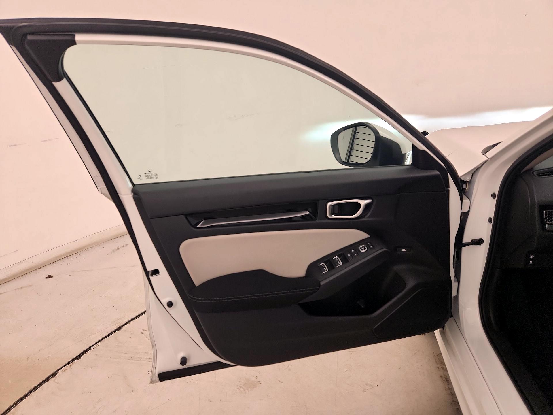 Thumbnail: 2022 Honda Civic - 11