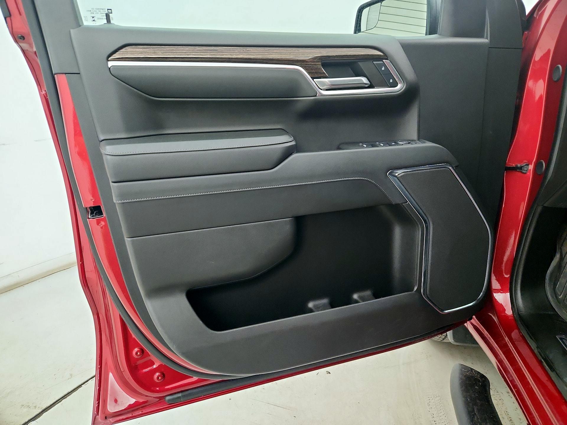 Thumbnail: 2024 GMC Sierra 1500 - 12