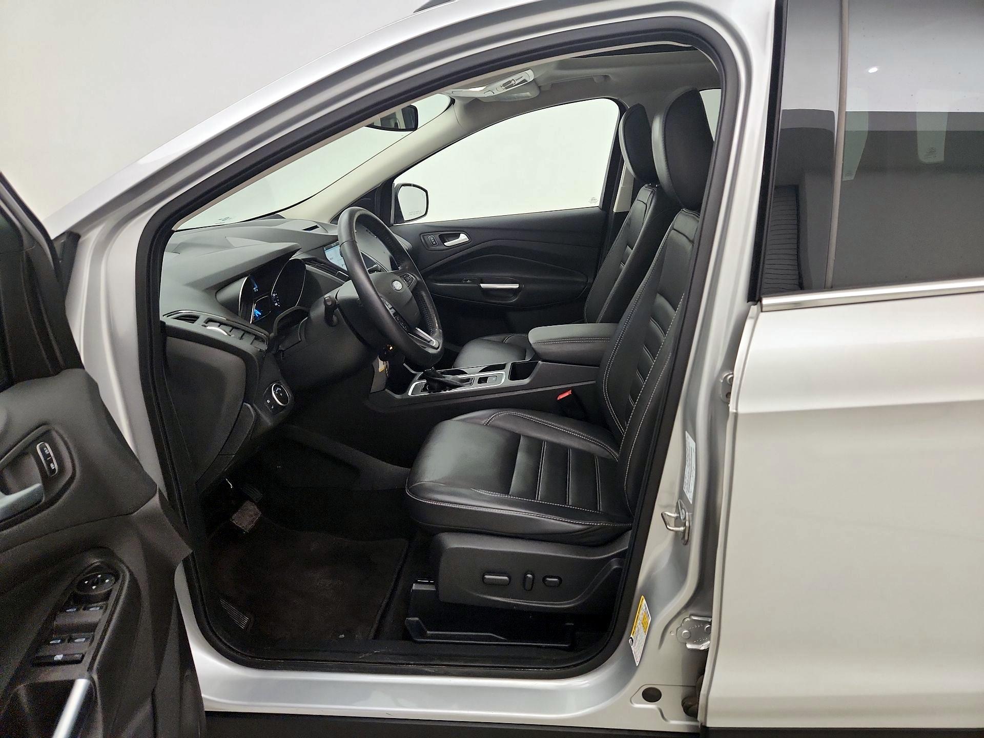 Thumbnail: 2018 Ford Escape - 11