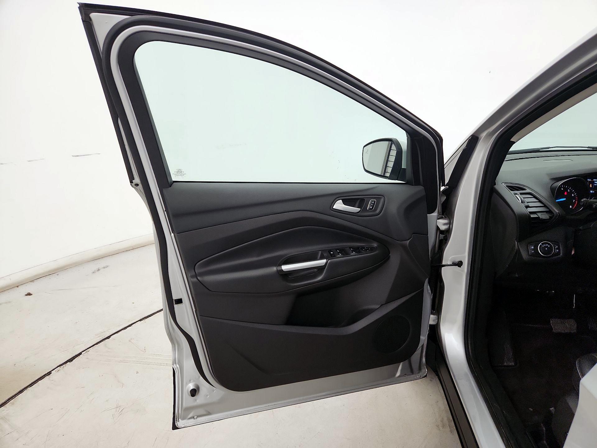 Thumbnail: 2018 Ford Escape - 12