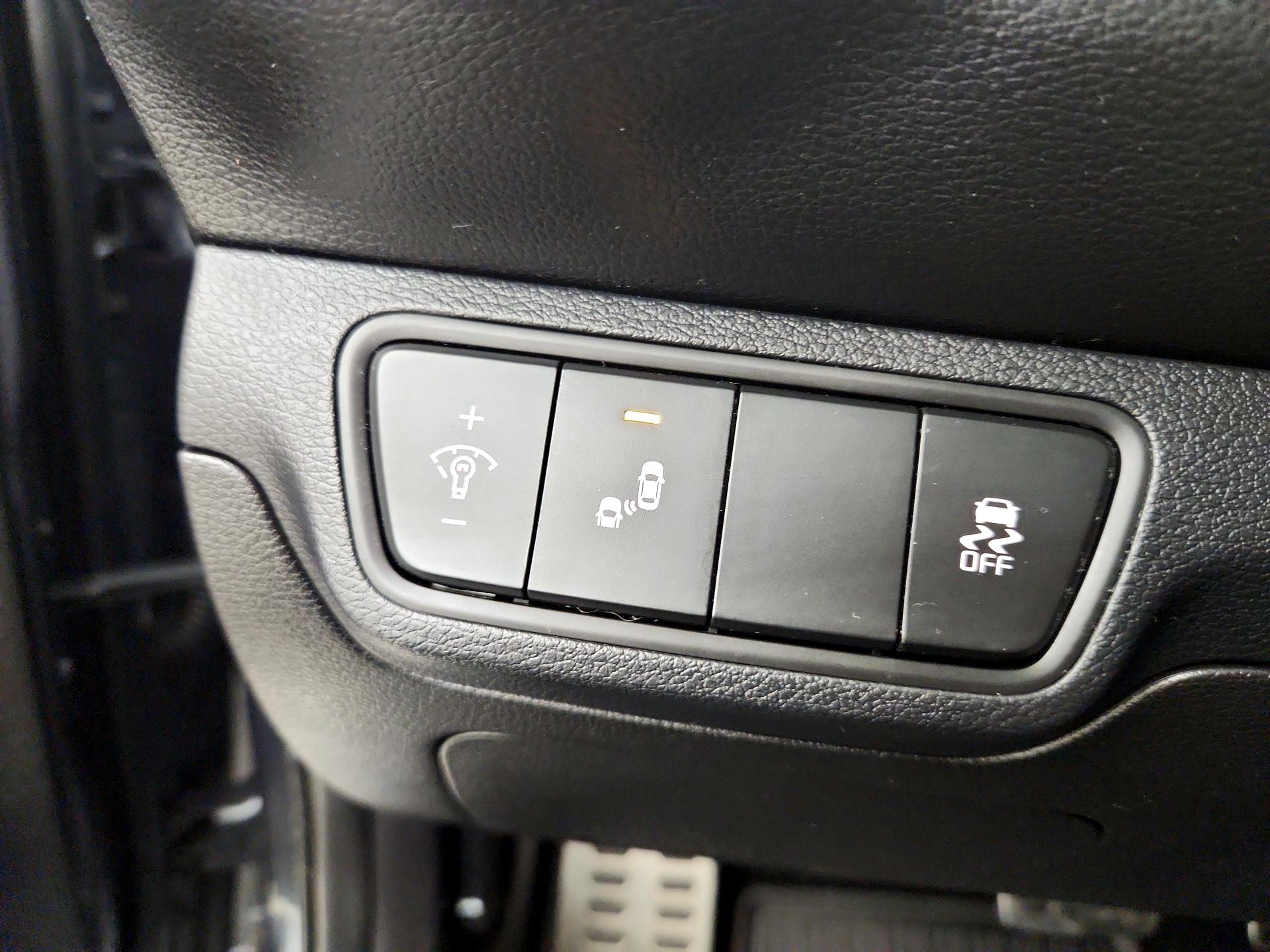 Thumbnail: 2023 Kia Forte - 13