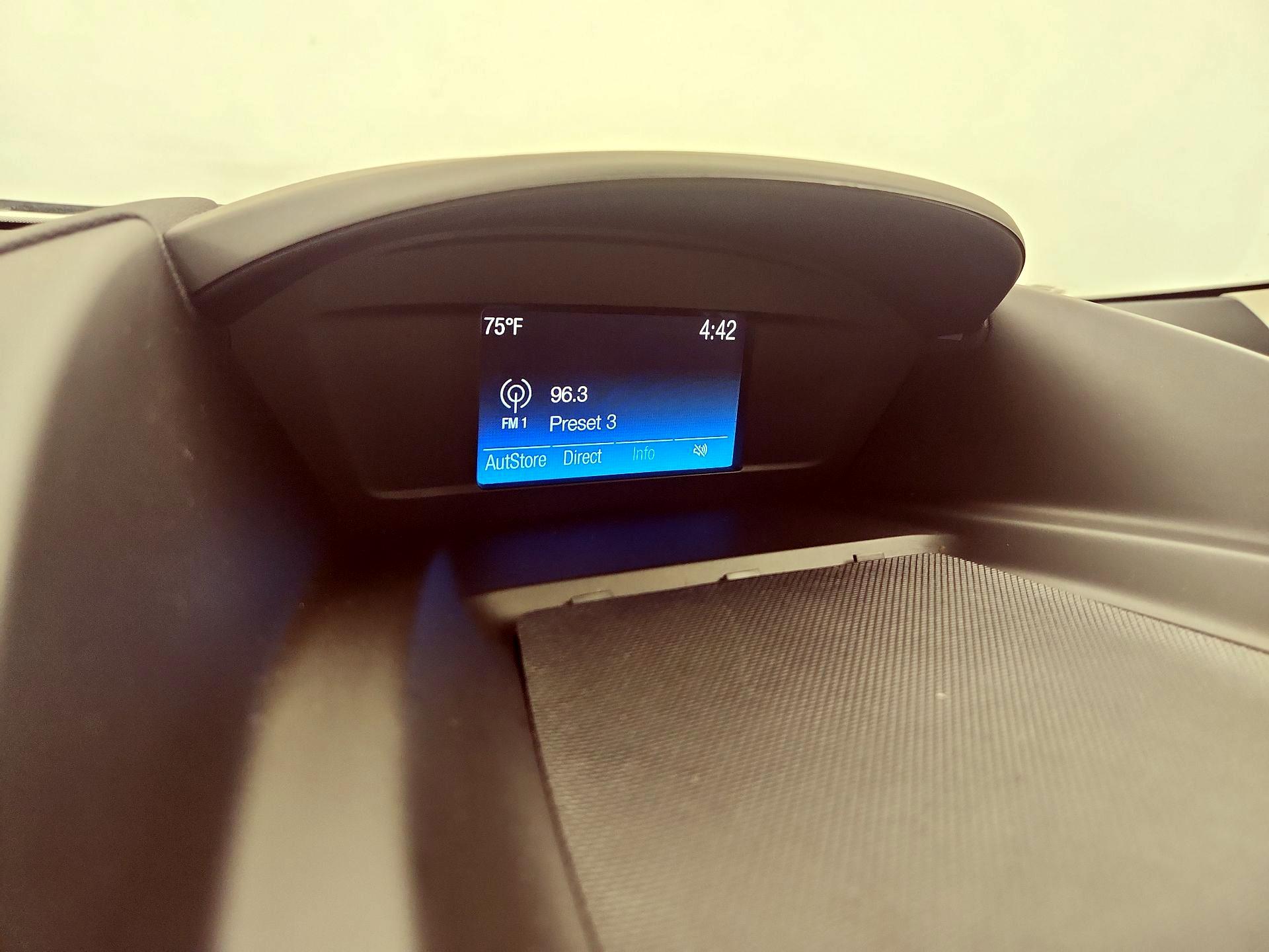 Thumbnail: 2019 Ford Escape - 15