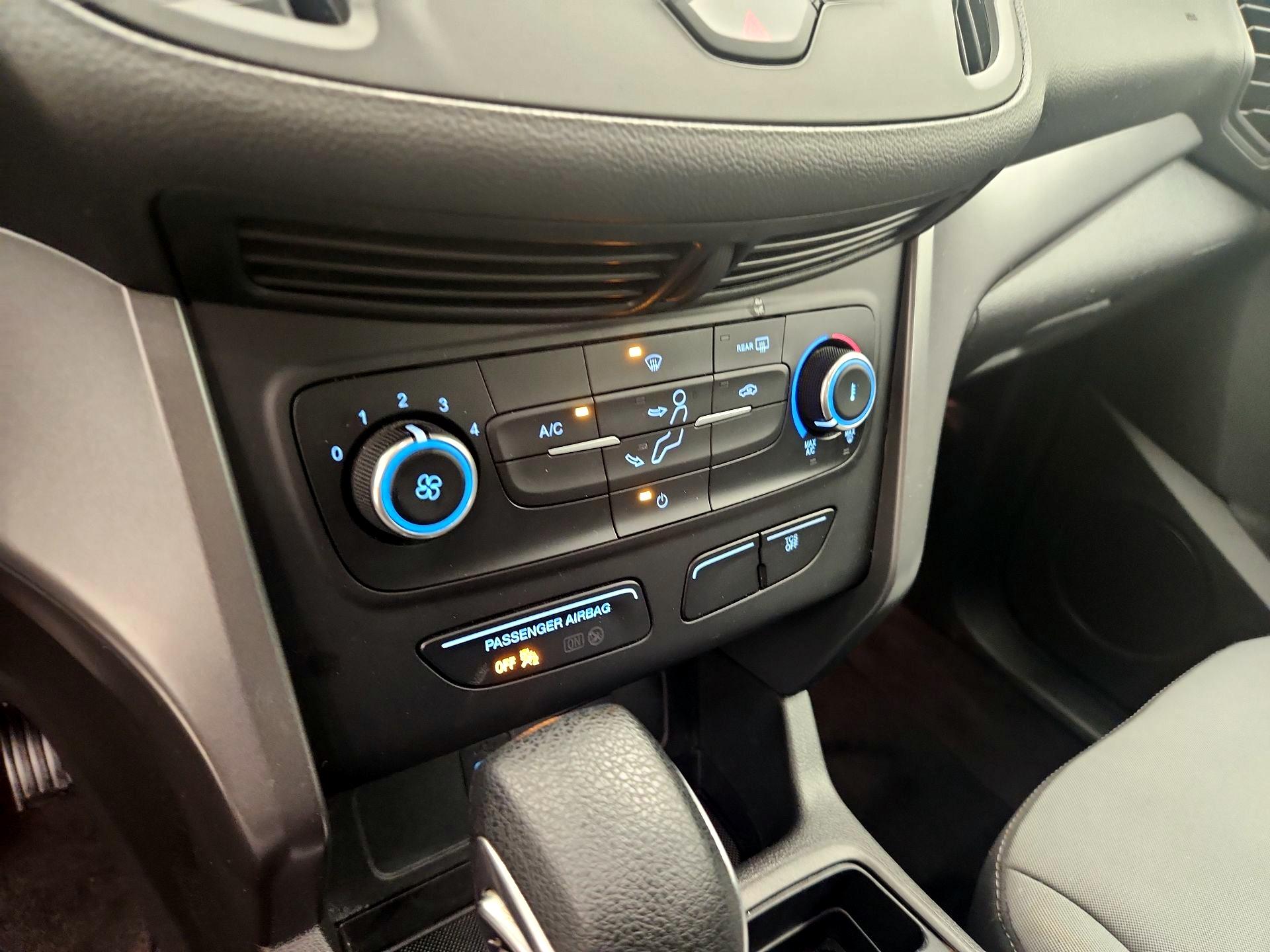 Thumbnail: 2019 Ford Escape - 16