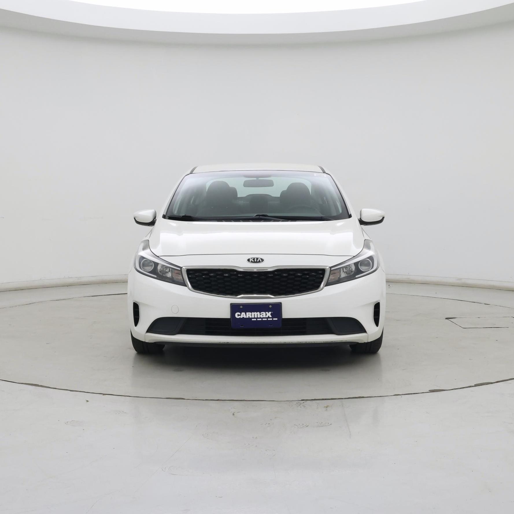Thumbnail: 2017 Kia Forte - 5