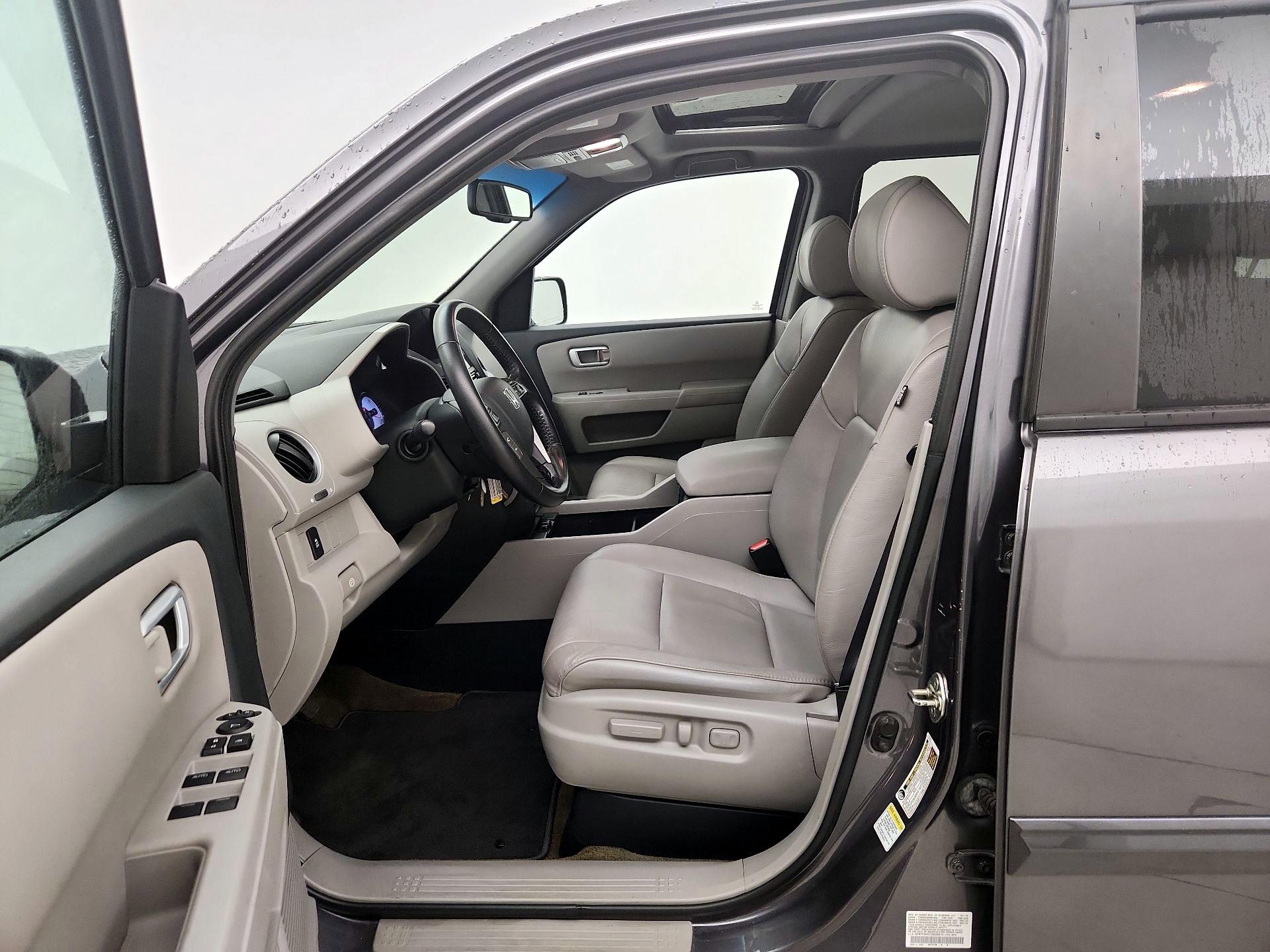 Thumbnail: 2014 Honda Pilot - 11