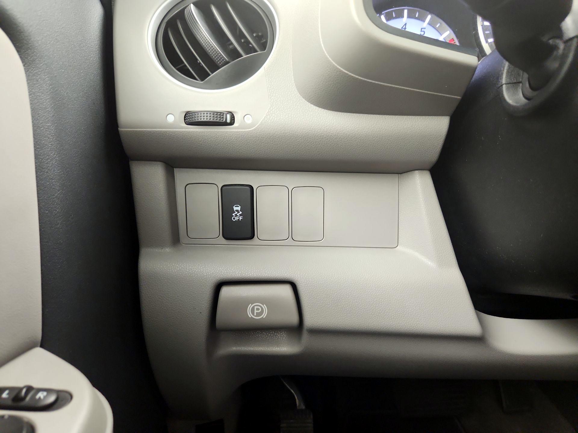 Thumbnail: 2014 Honda Pilot - 13