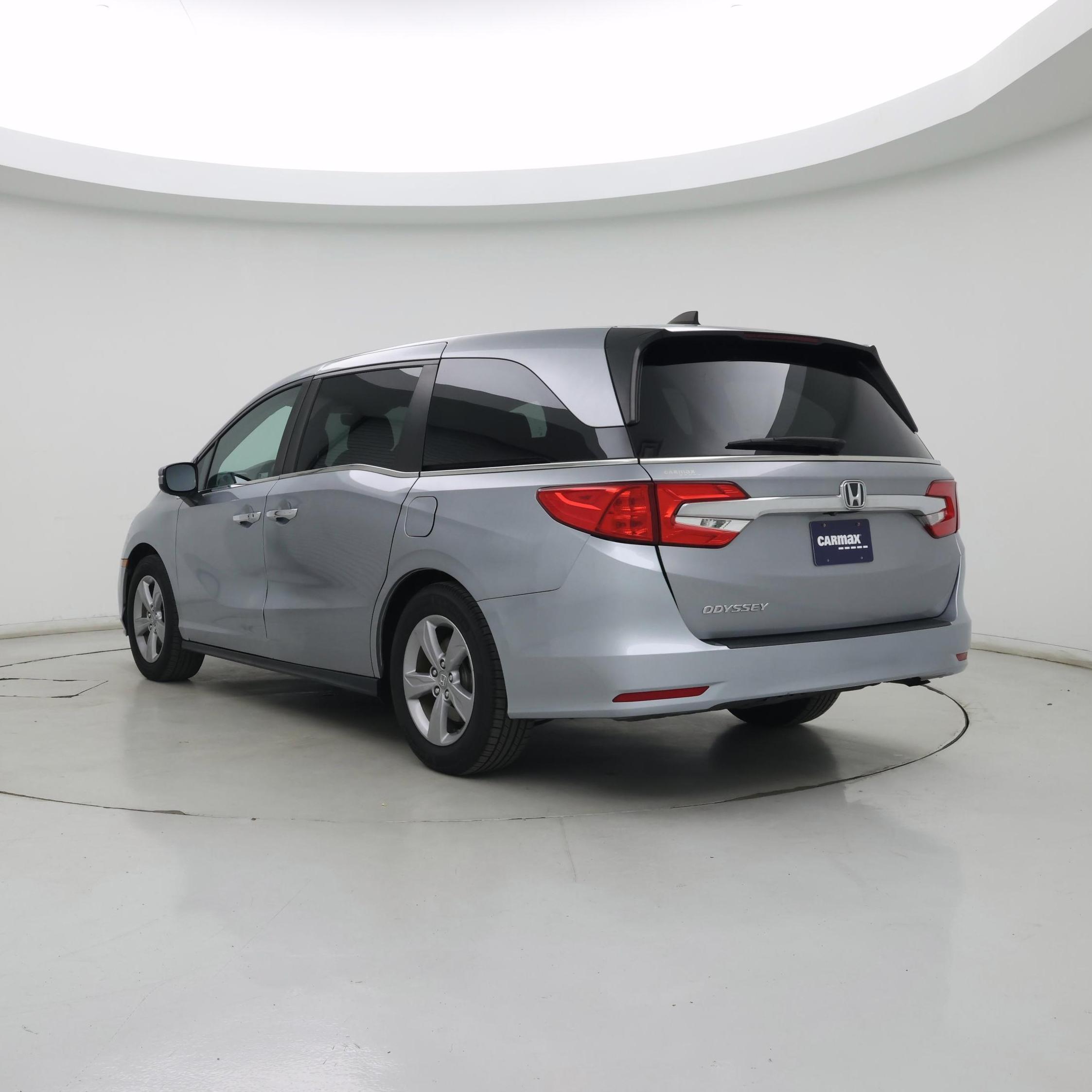 Thumbnail: 2019 Honda Odyssey - 2