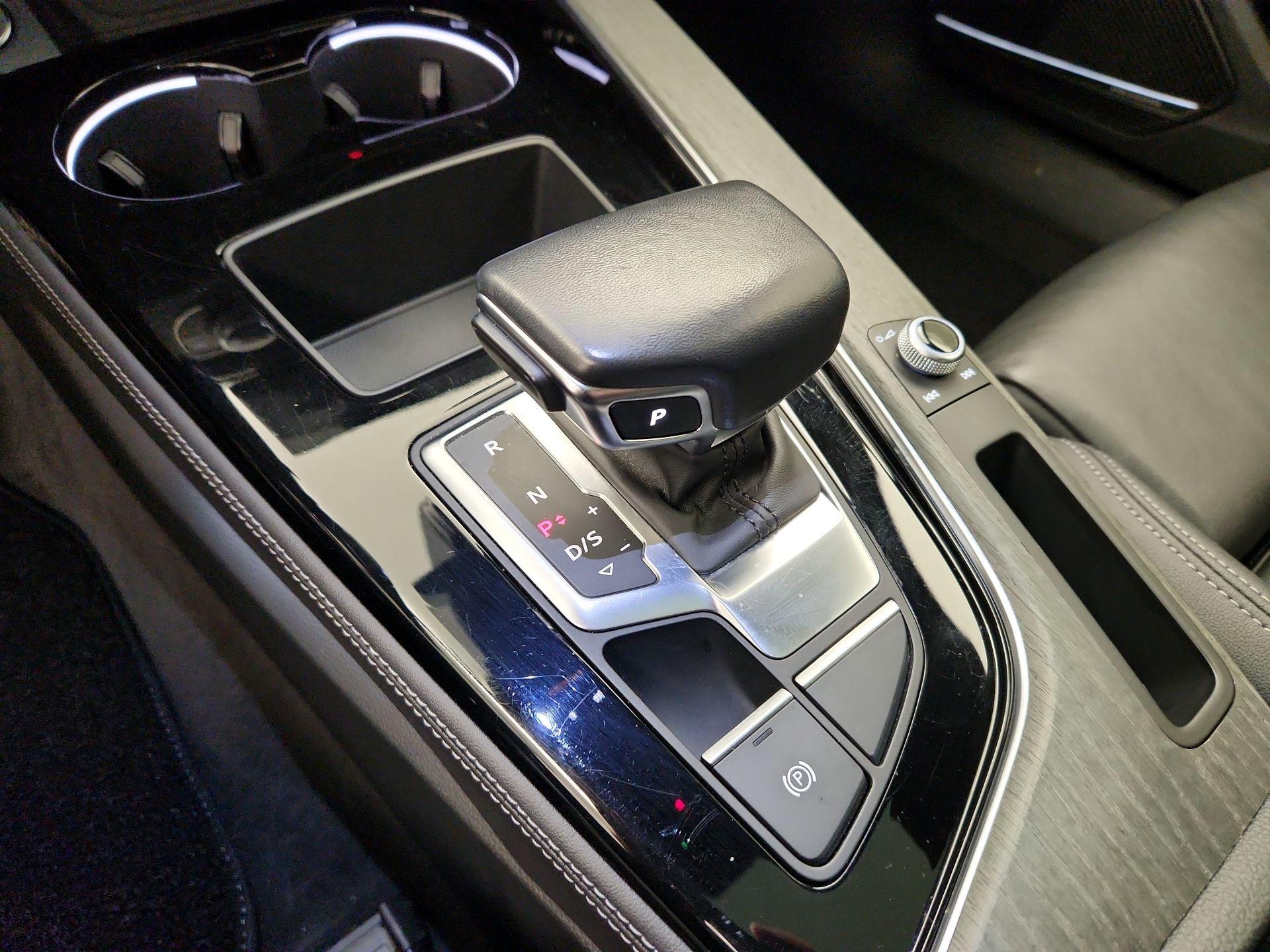 Thumbnail: 2023 Audi A4 - 17