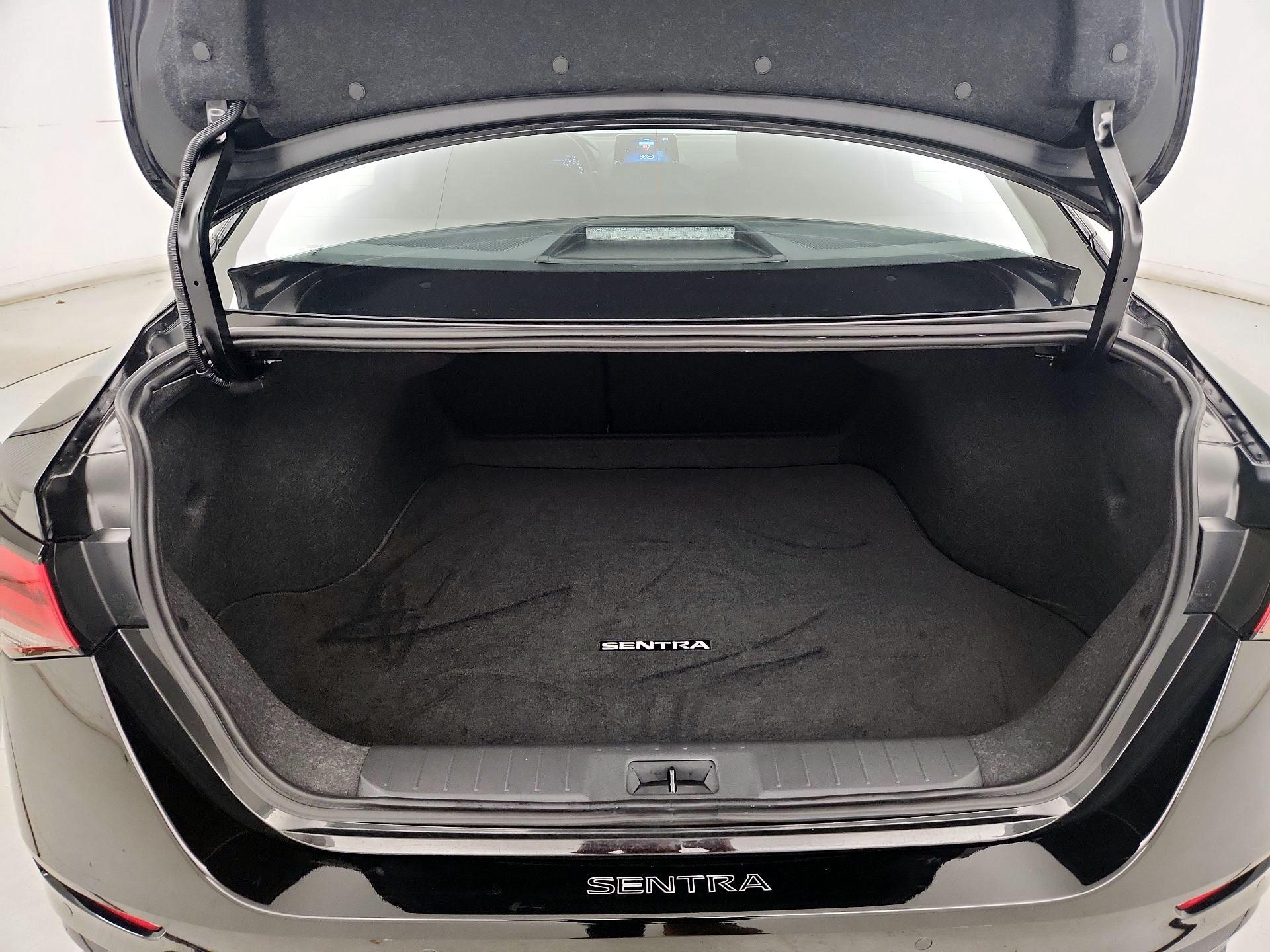 Thumbnail: 2025 Nissan Sentra - 20