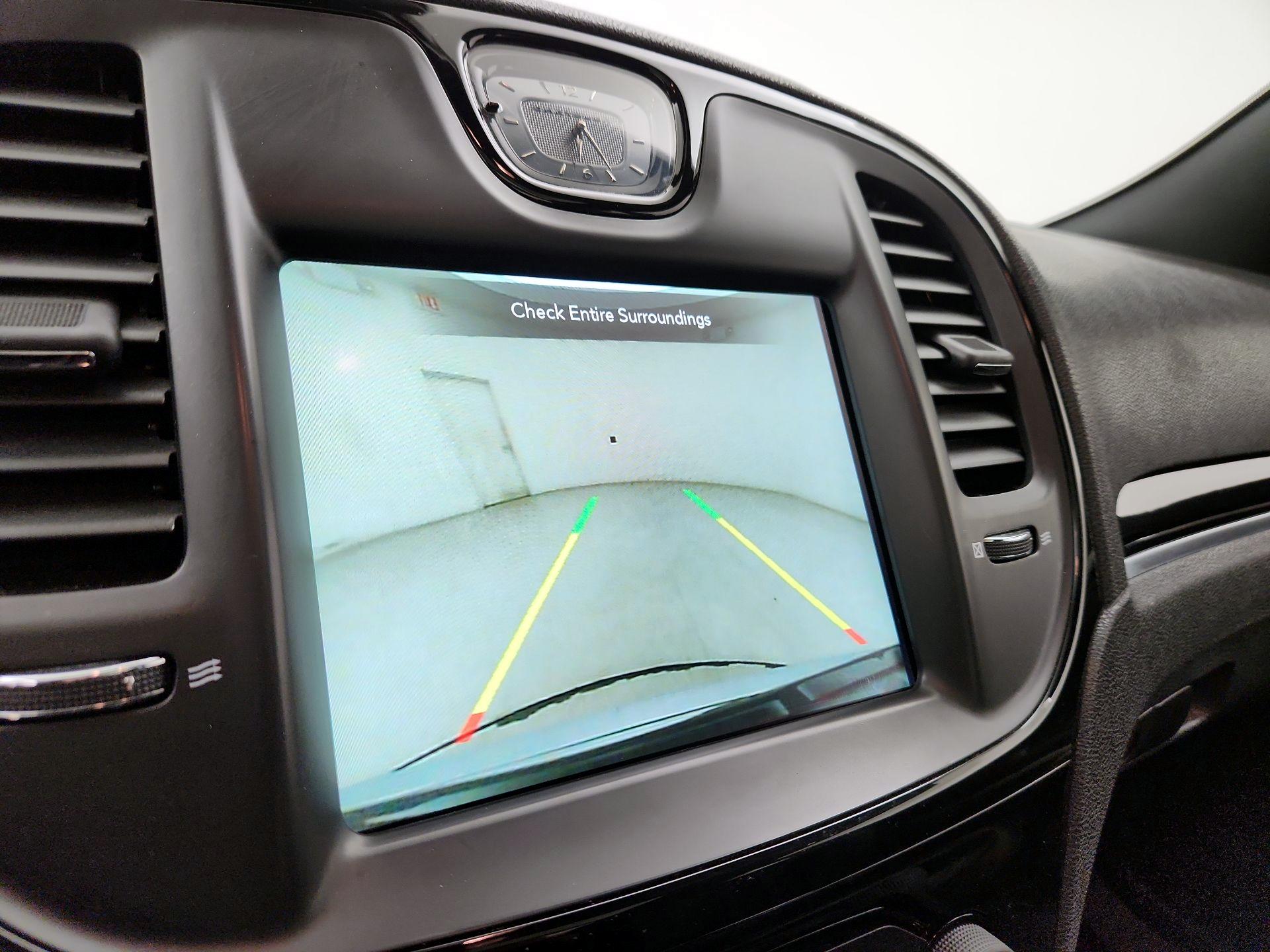 Thumbnail: 2023 Chrysler 300 - 15