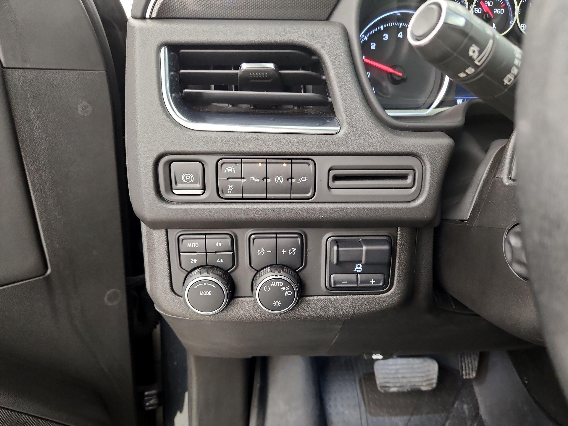 Thumbnail: 2021 Chevrolet Tahoe - 13