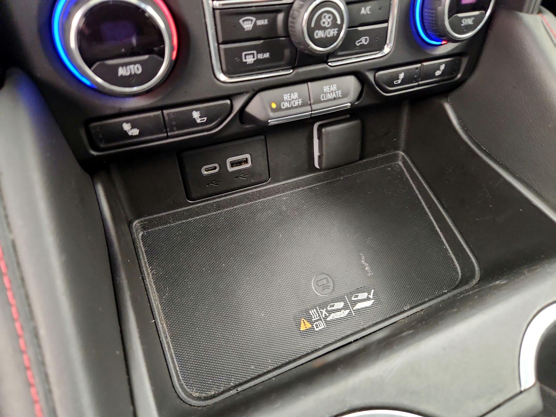 Thumbnail: 2021 Chevrolet Tahoe - 18