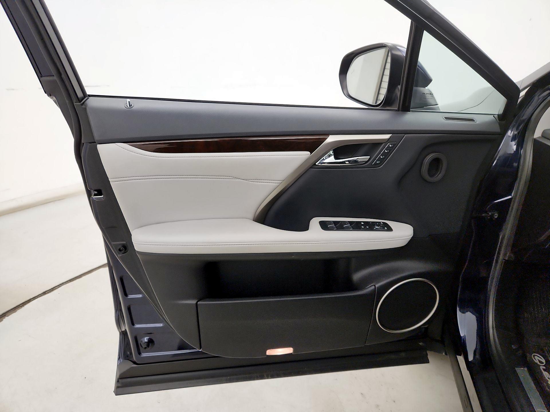 Thumbnail: 2019 Lexus RX - 12