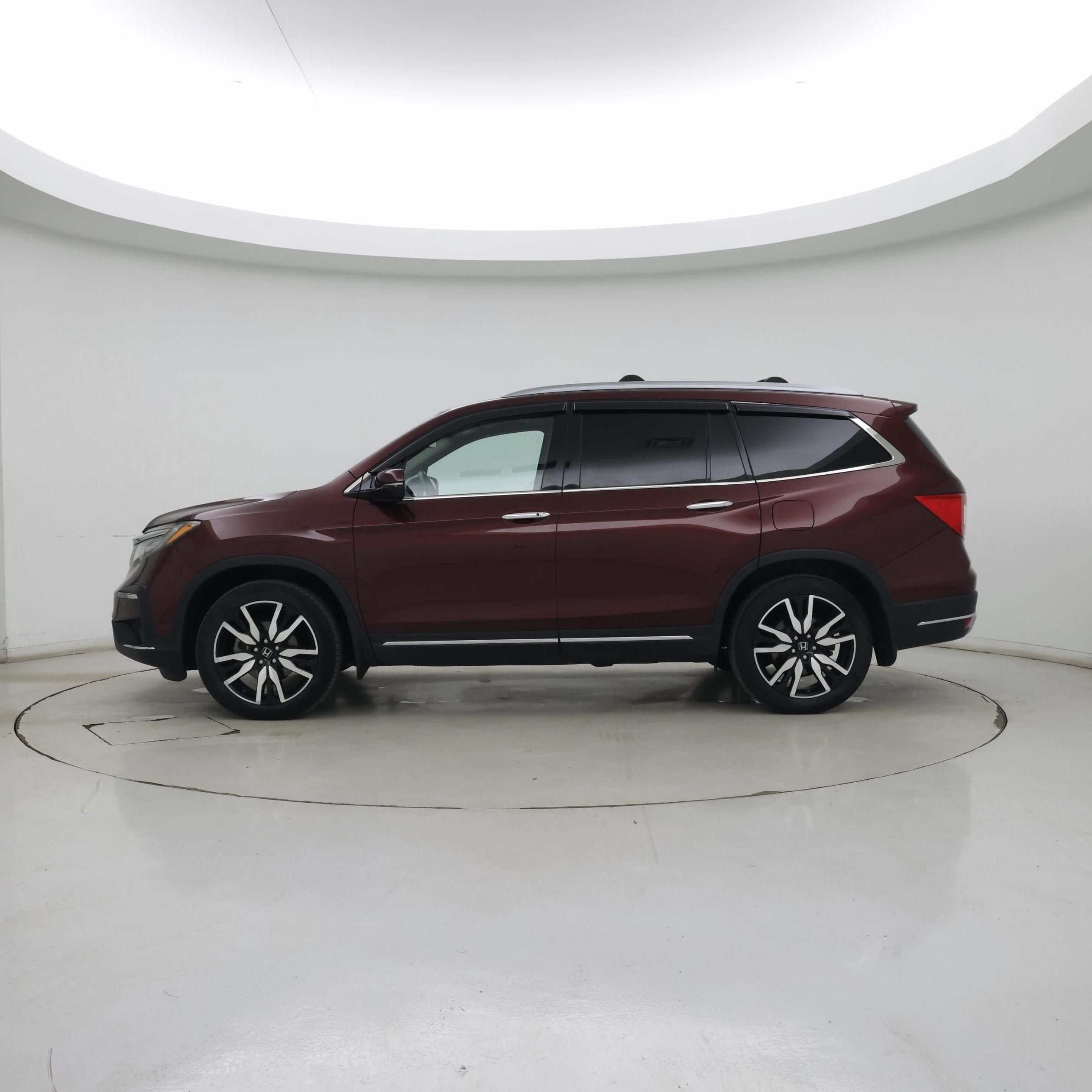 Thumbnail: 2019 Honda Pilot - 3