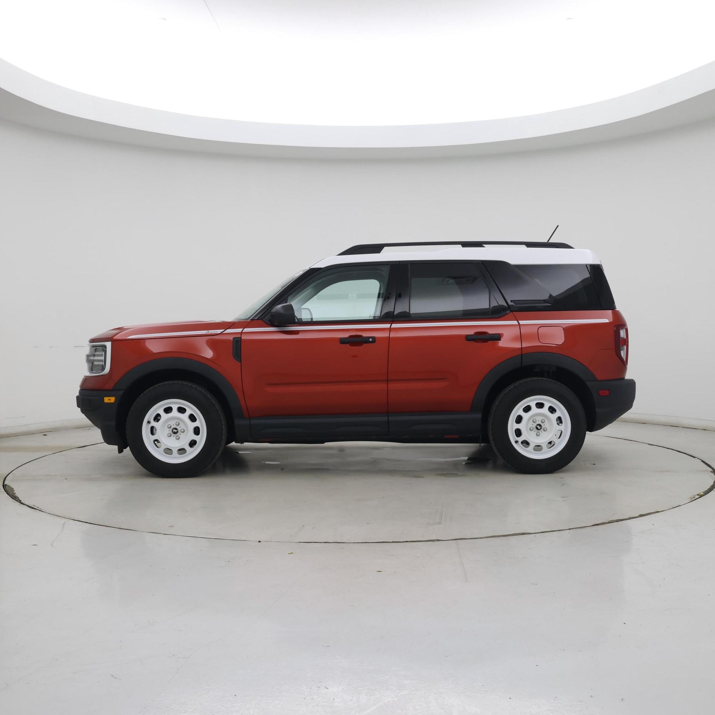Thumbnail: 2023 Ford Bronco Sport - 3