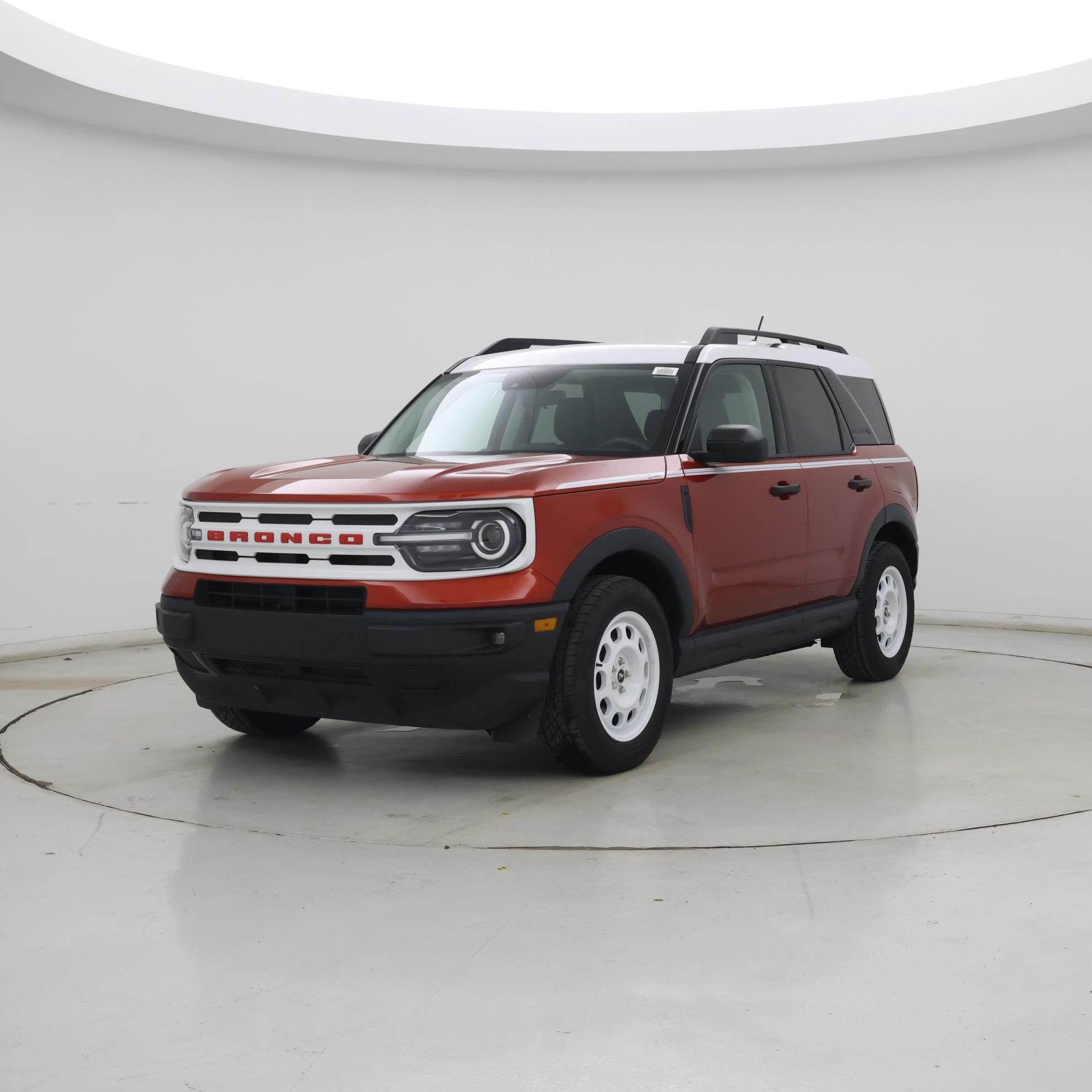 Thumbnail: 2023 Ford Bronco Sport - 4