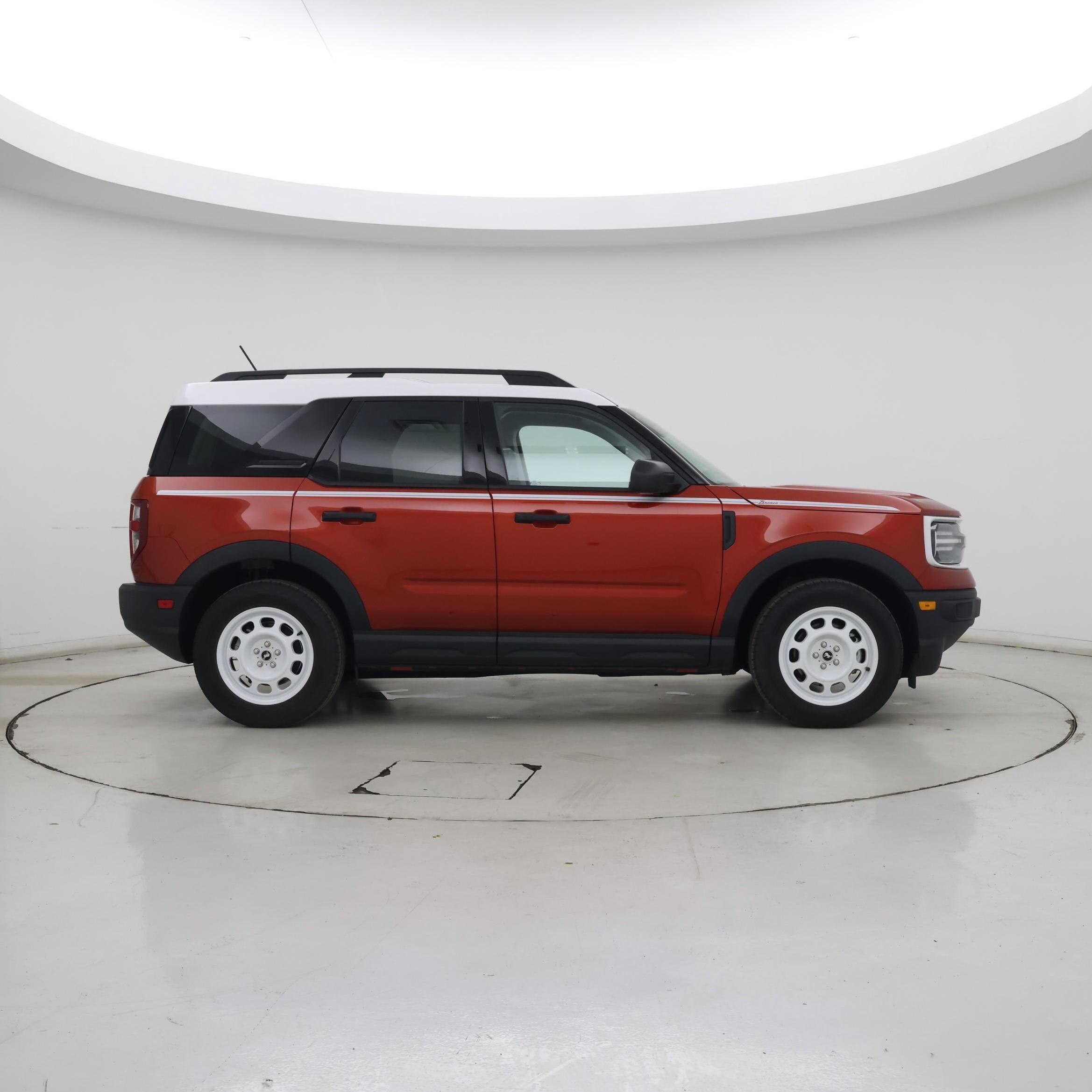 Thumbnail: 2023 Ford Bronco Sport - 7