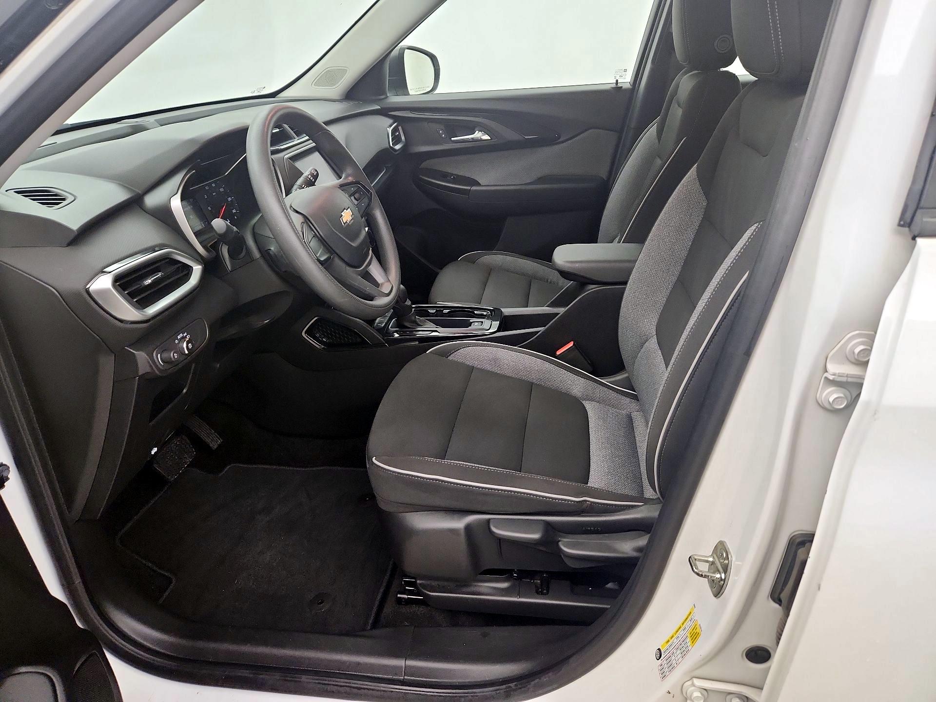 Thumbnail: 2022 Chevrolet TrailBlazer - 11