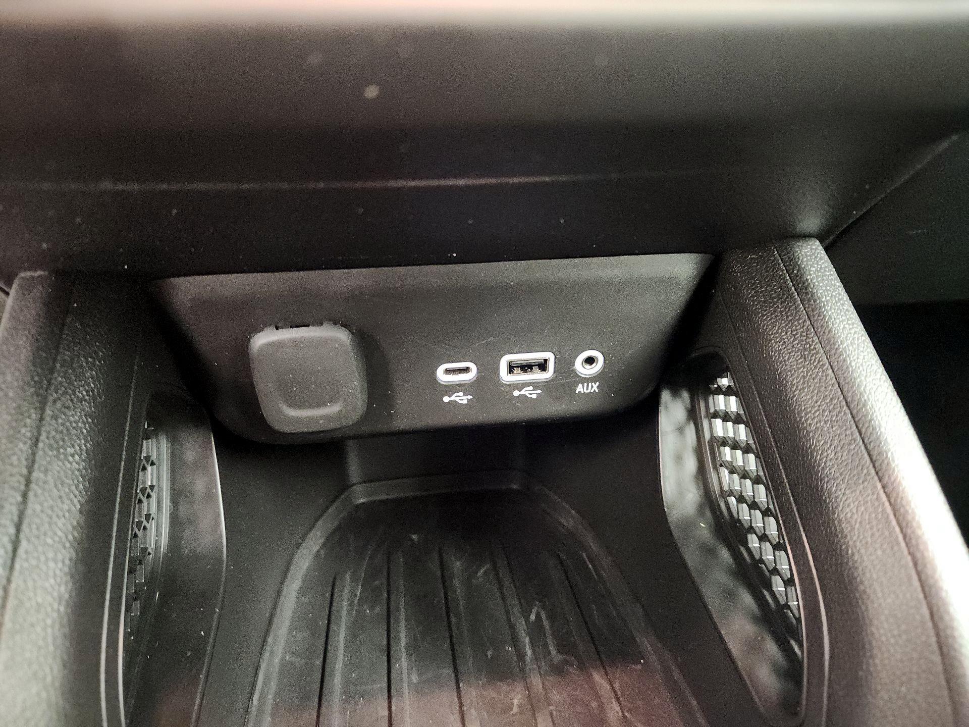 Thumbnail: 2022 Chevrolet TrailBlazer - 18