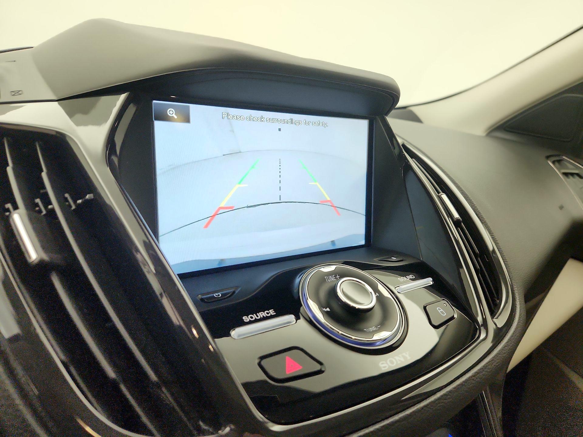 Thumbnail: 2015 Ford Escape - 15