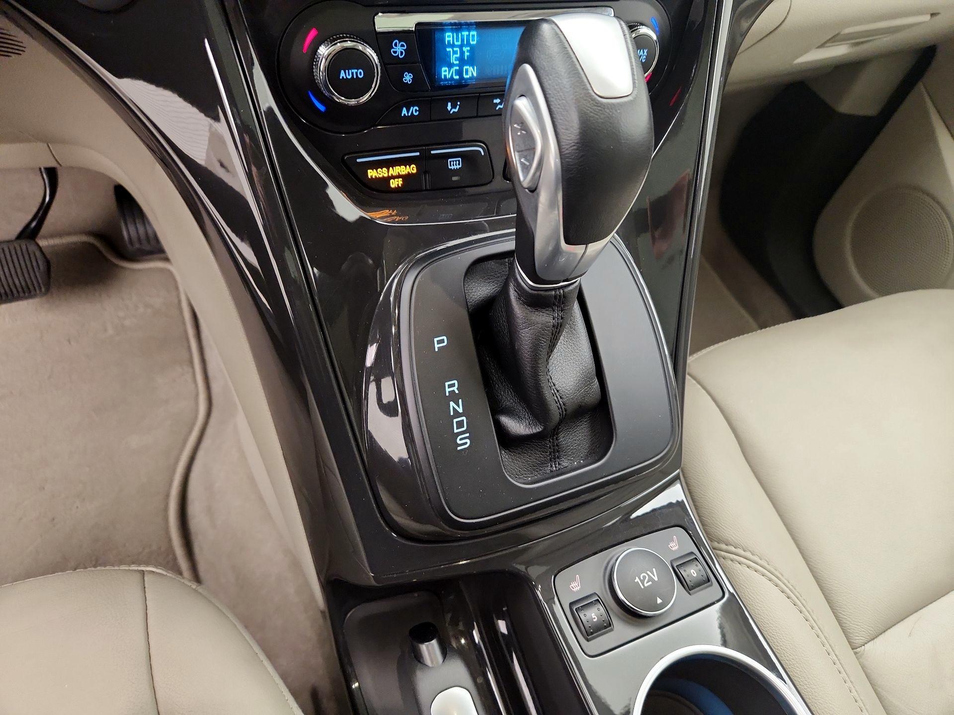 Thumbnail: 2015 Ford Escape - 18