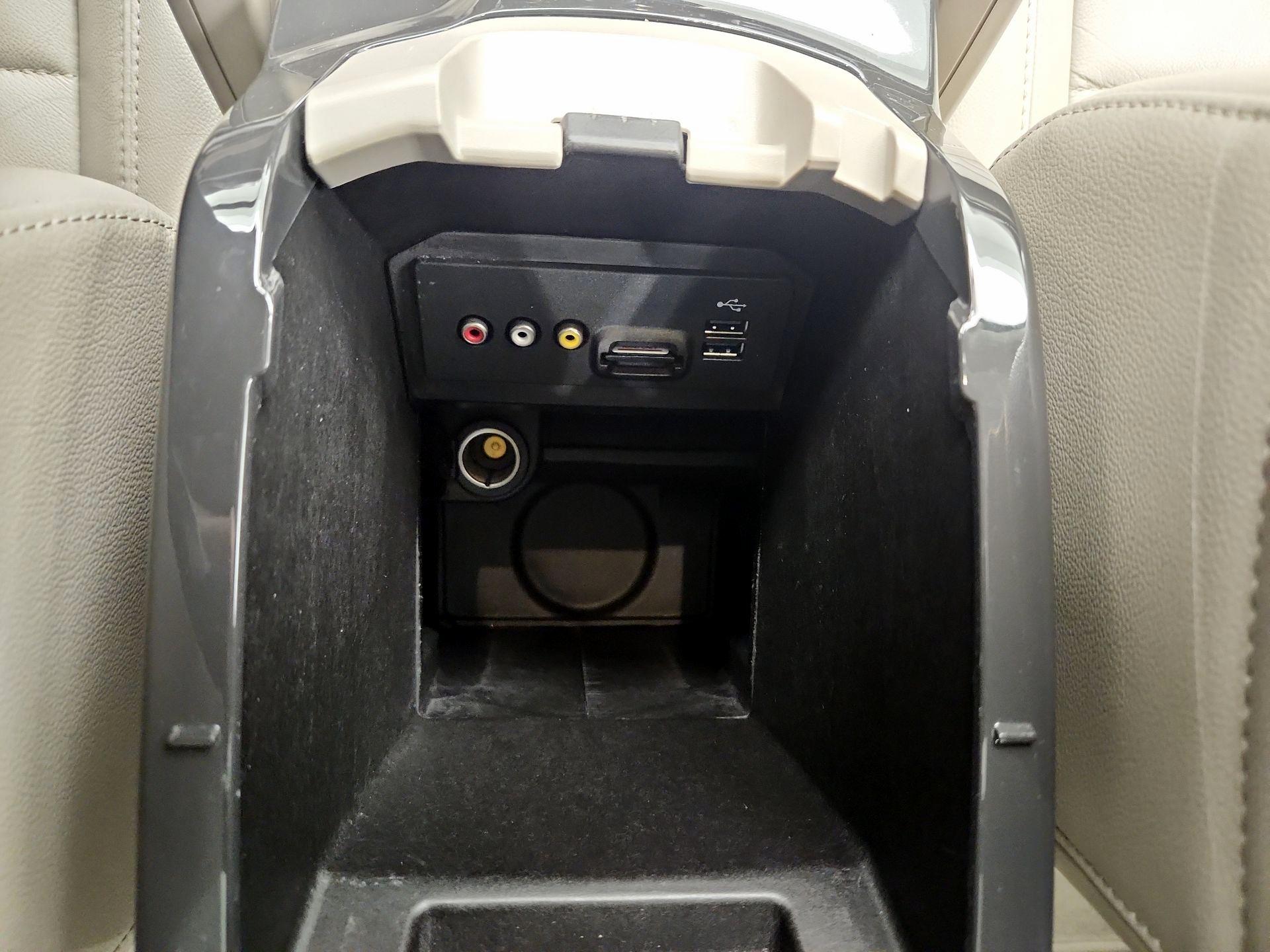 Thumbnail: 2015 Ford Escape - 19