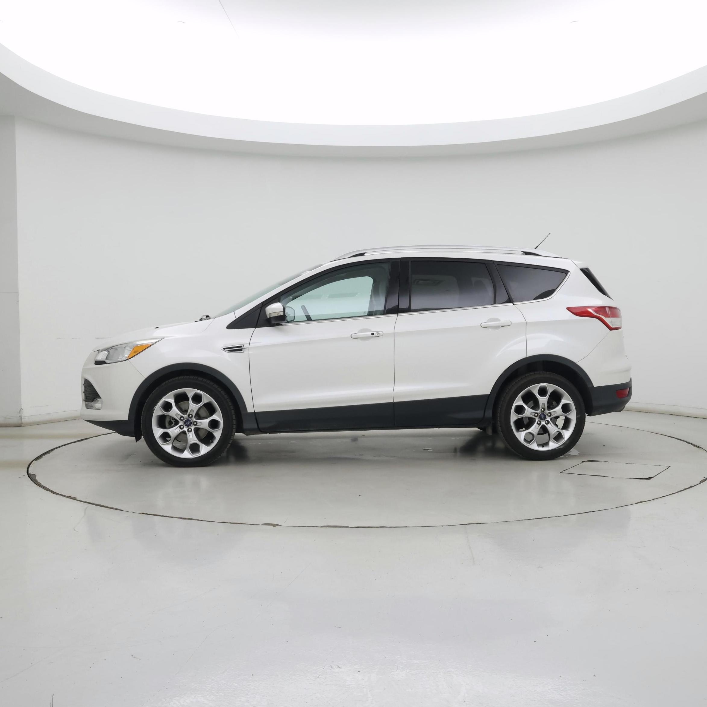 Thumbnail: 2015 Ford Escape - 3