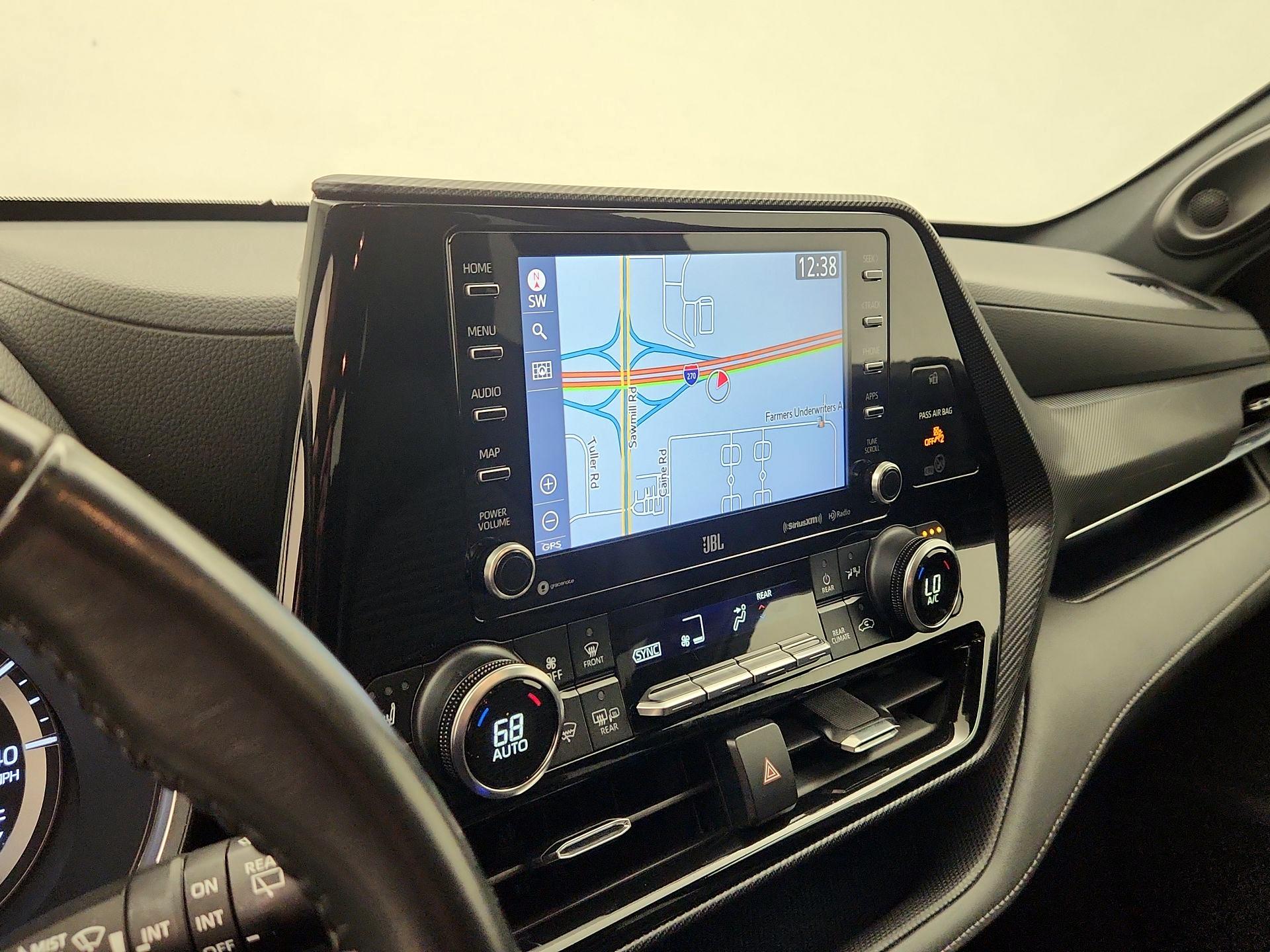 Thumbnail: 2021 Toyota Highlander - 14