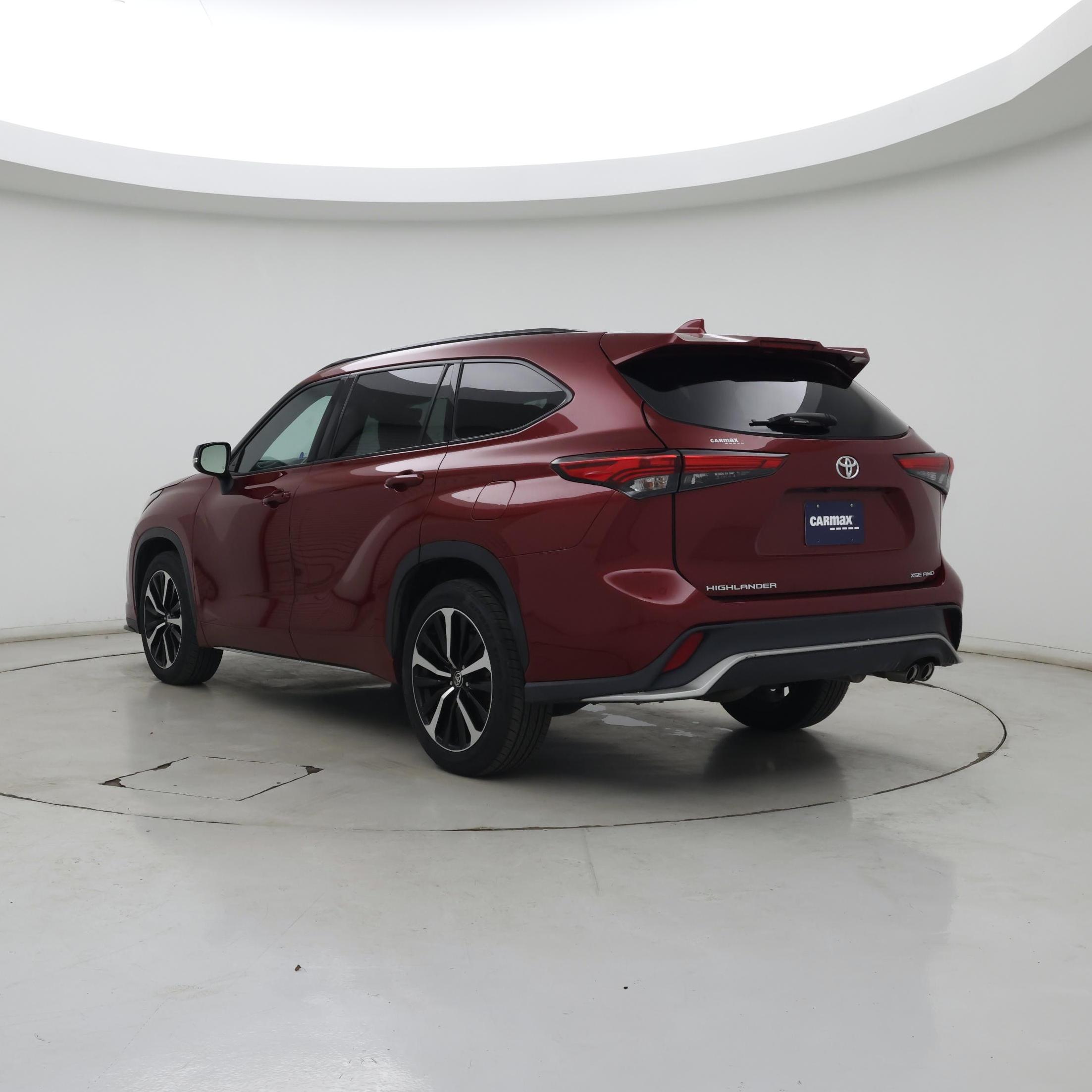 Thumbnail: 2021 Toyota Highlander - 2