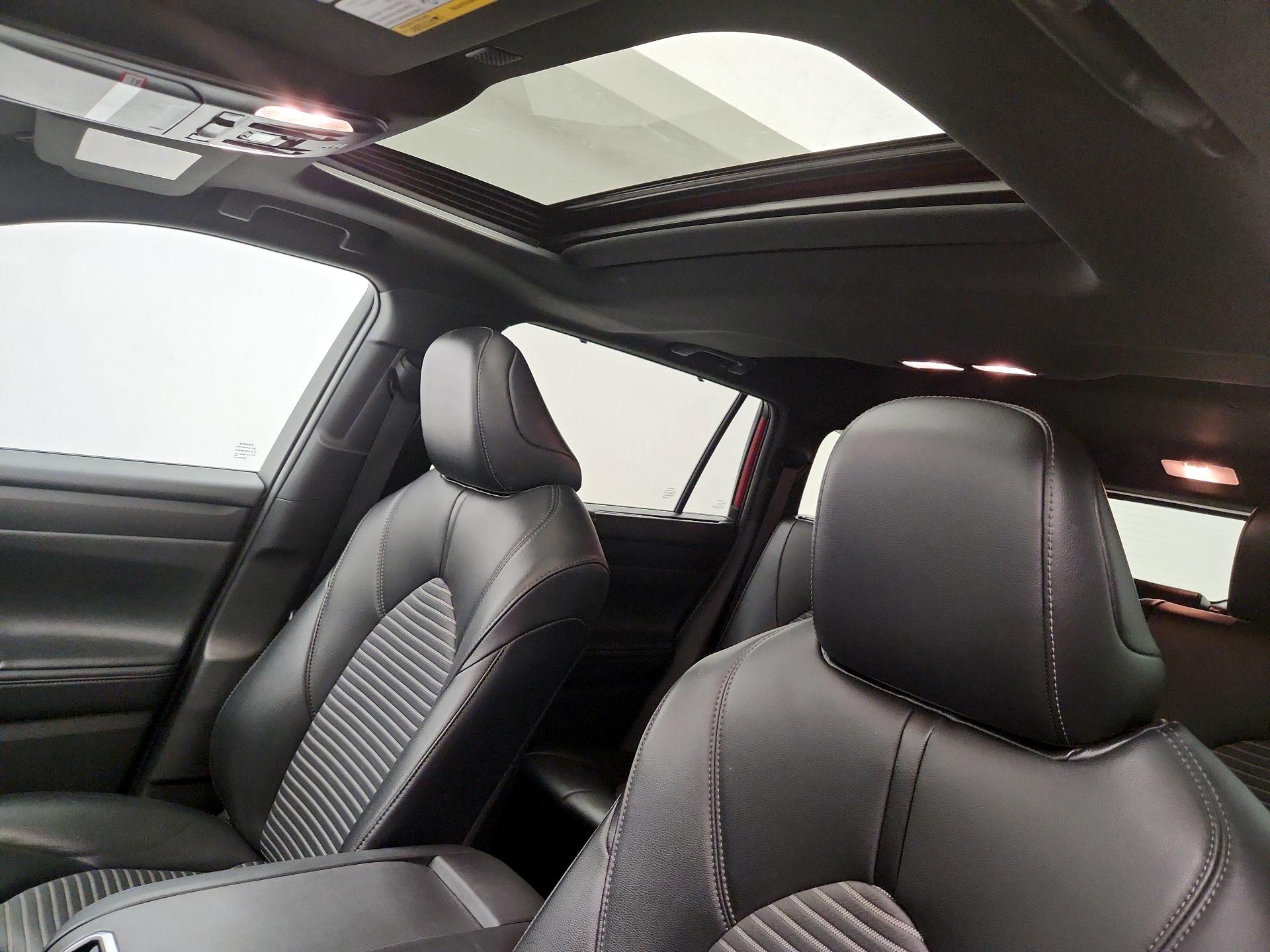 Thumbnail: 2021 Toyota Highlander - 20