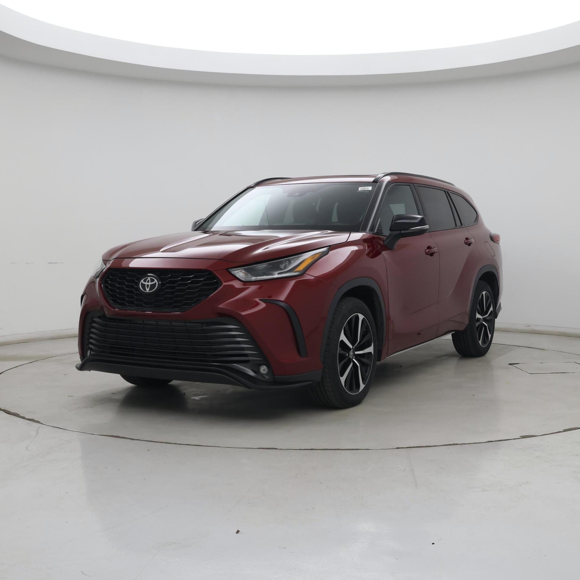 Thumbnail: 2021 Toyota Highlander - 4