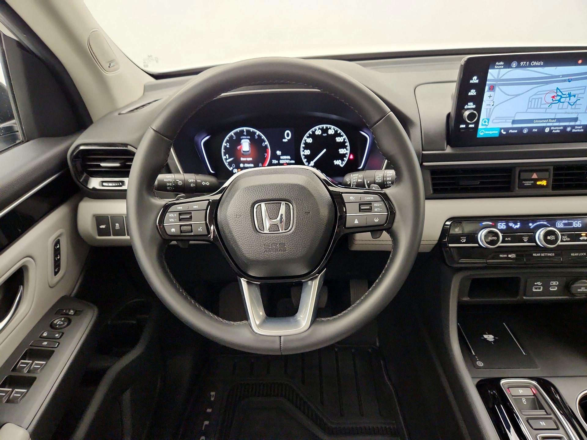 Thumbnail: 2025 Honda Pilot - 10