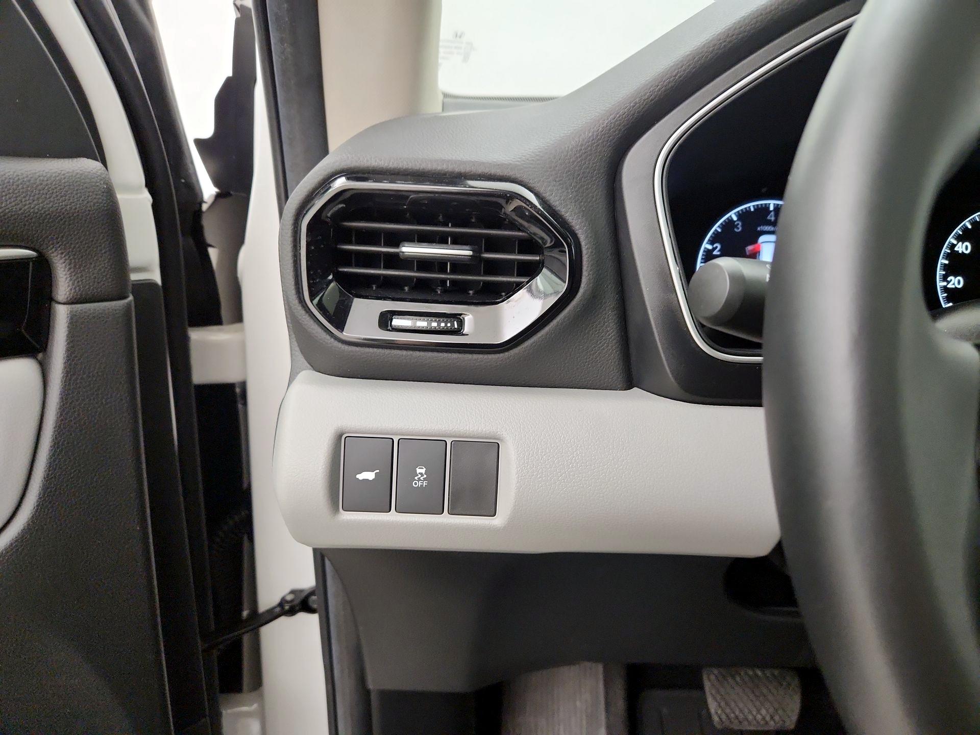 Thumbnail: 2025 Honda Pilot - 13